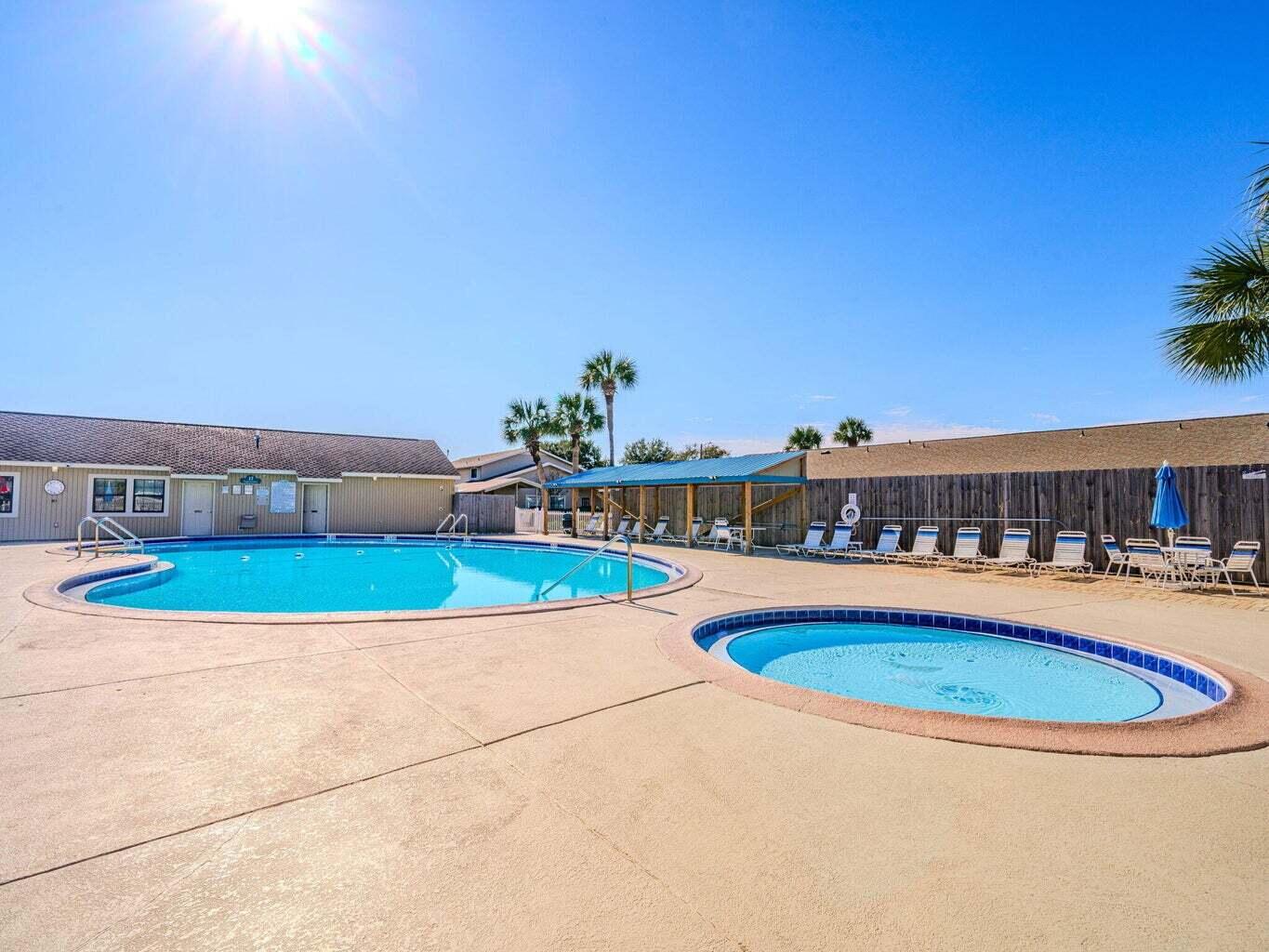 SEASCAPE CONDO PH 9A - Residential