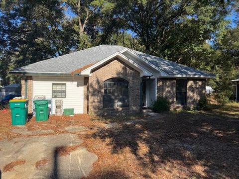 Photo of 446 John King Road, Crestview, FL 32539 (MLS # 991088)