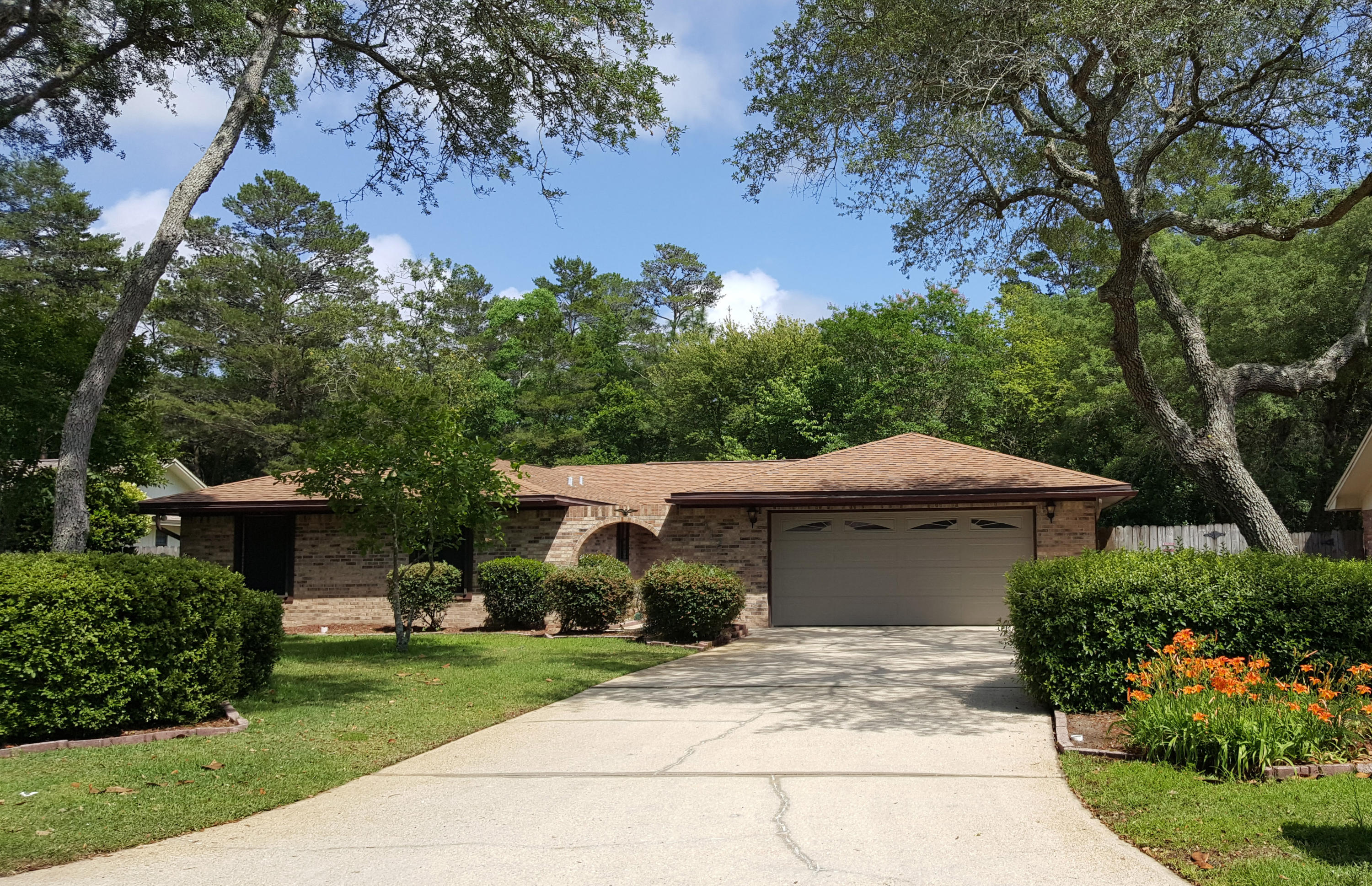 BLUEWATER BAY VILLAGE 1A - Residential