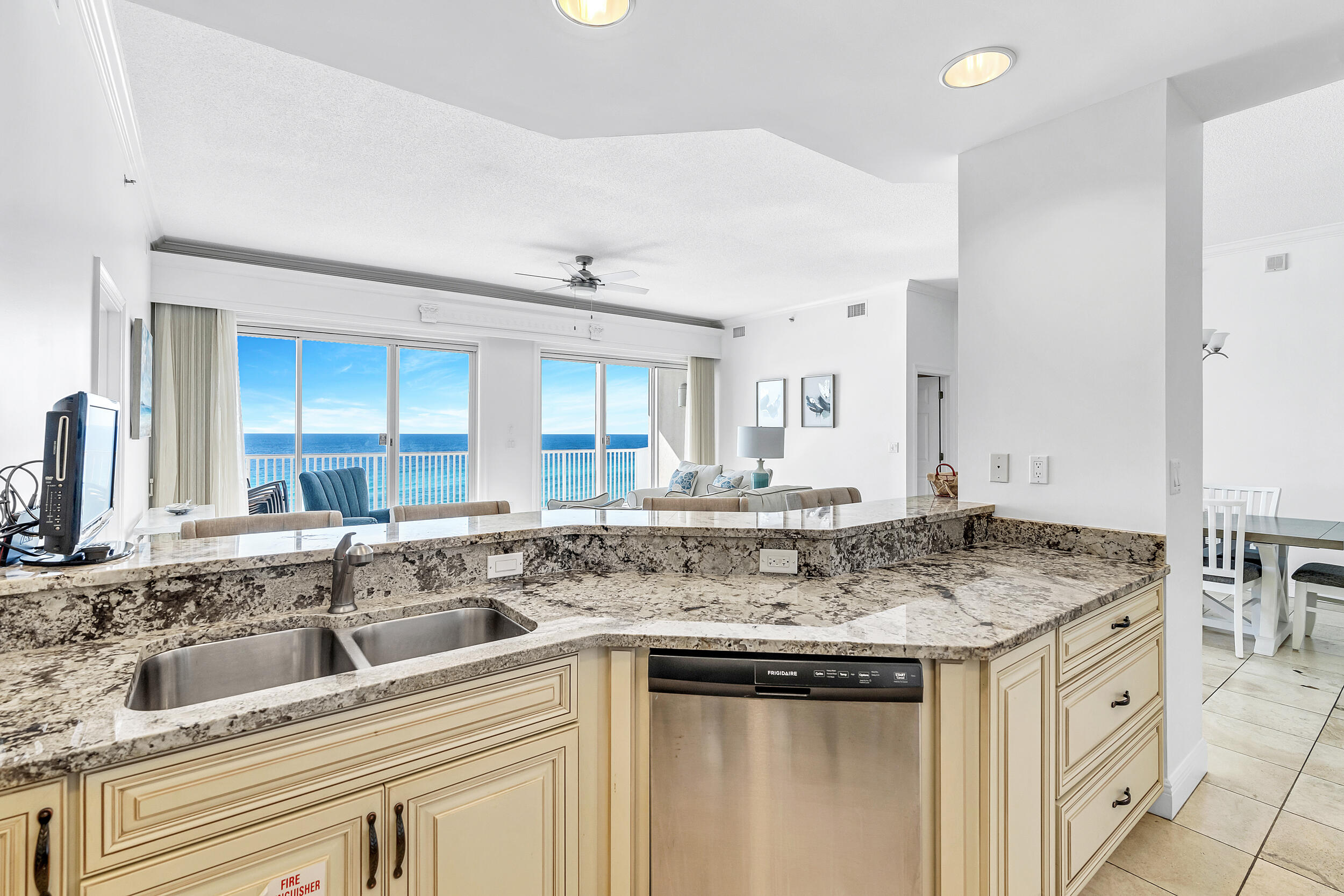 EMPRESS (THE) - Residential