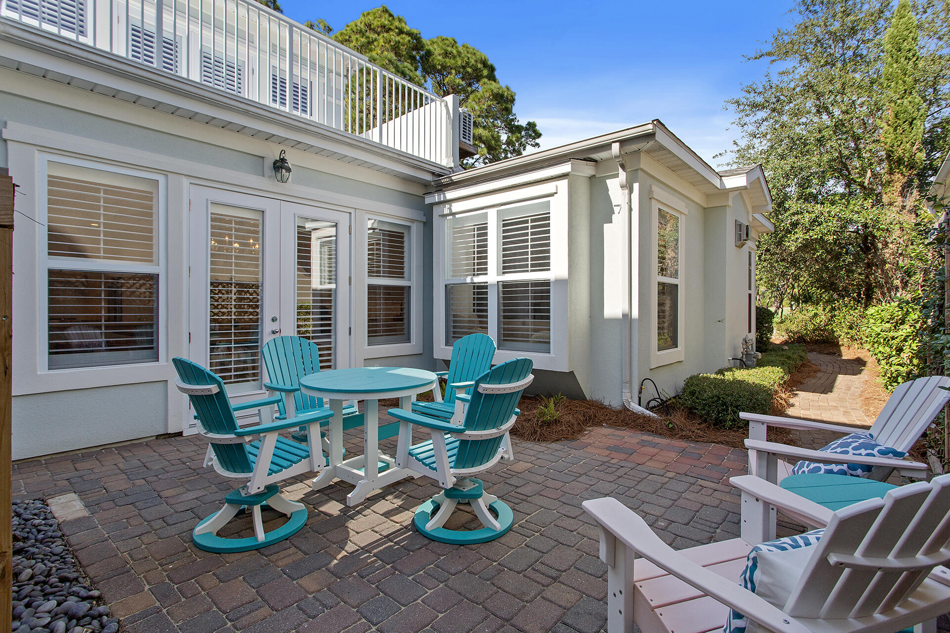 FAIRWAY VILLAS - Residential