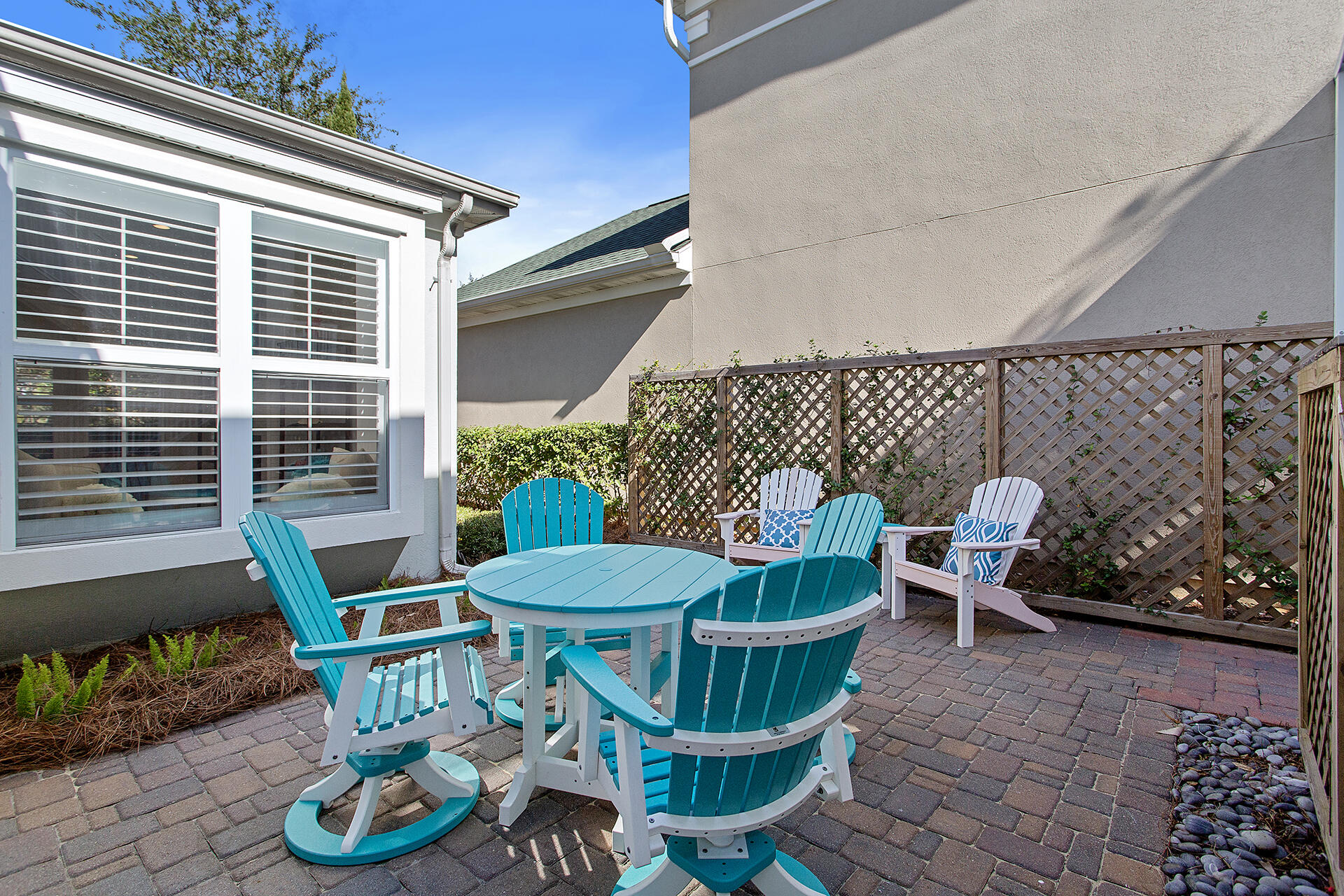 FAIRWAY VILLAS - Residential