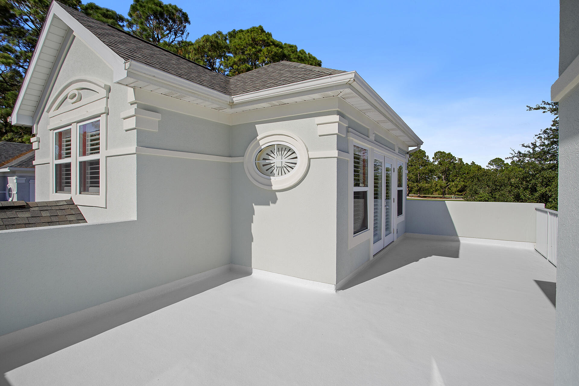 FAIRWAY VILLAS - Residential