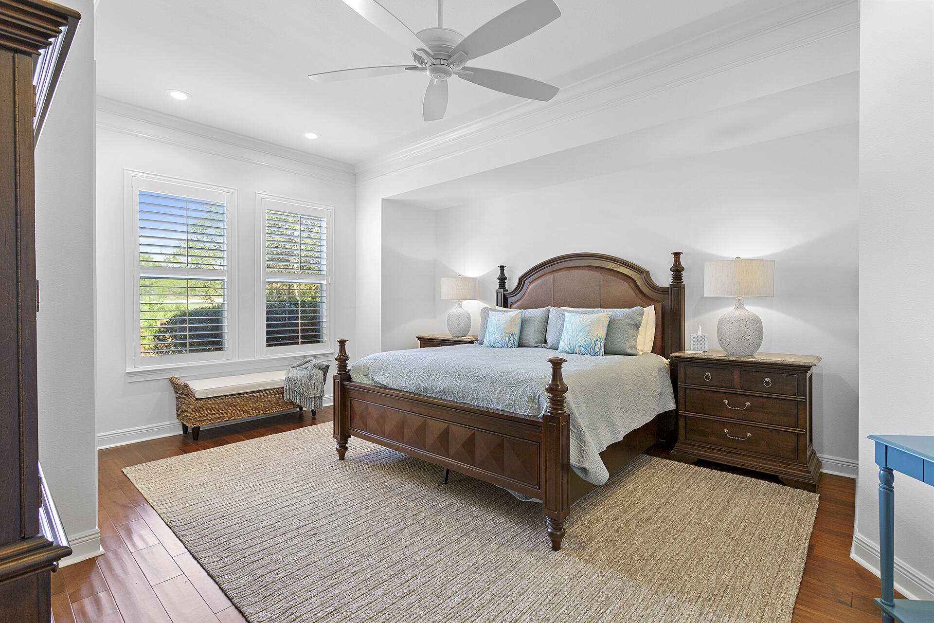 FAIRWAY VILLAS - Residential