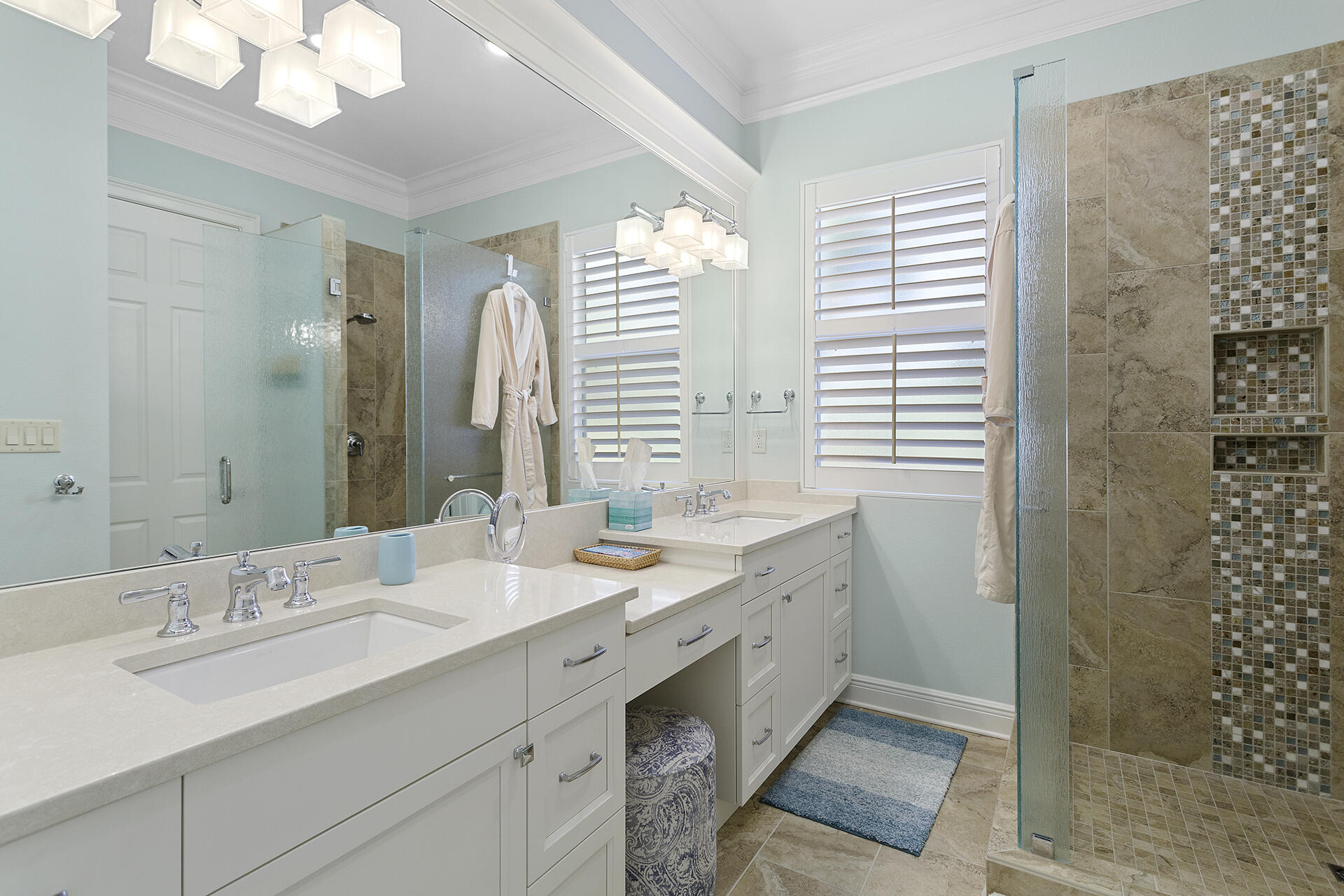 FAIRWAY VILLAS - Residential