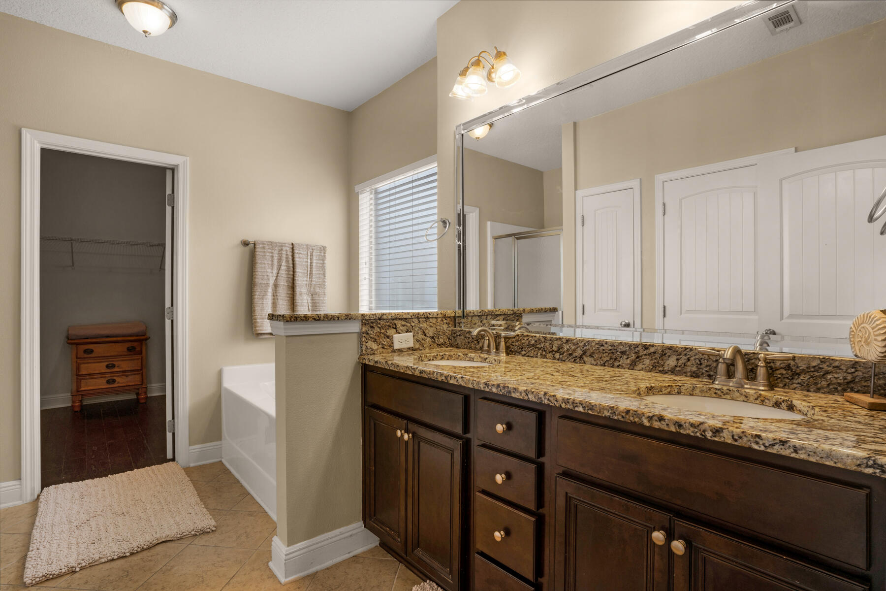 Whispering Lake - Residential