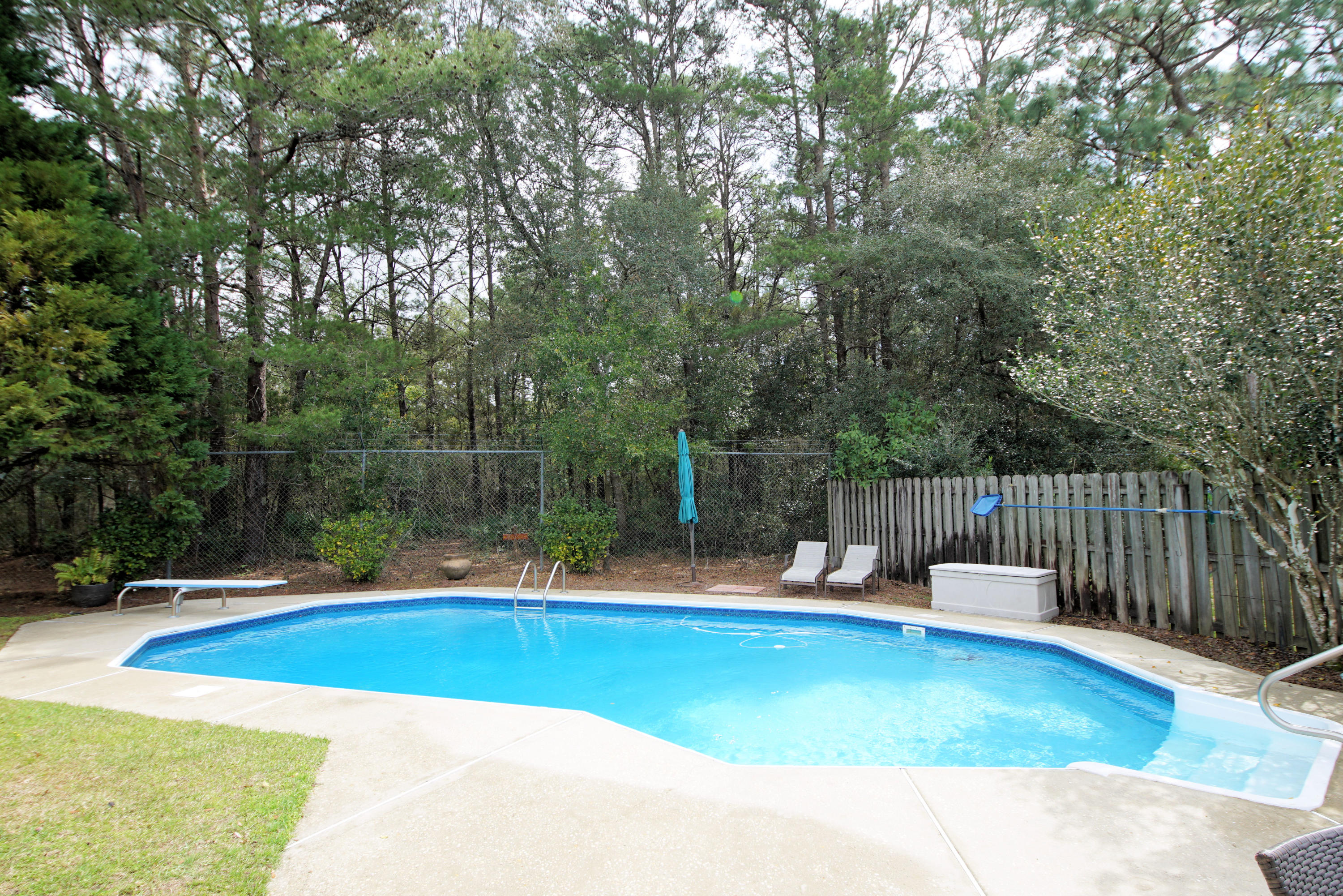 BAYOU POQUITO - Residential