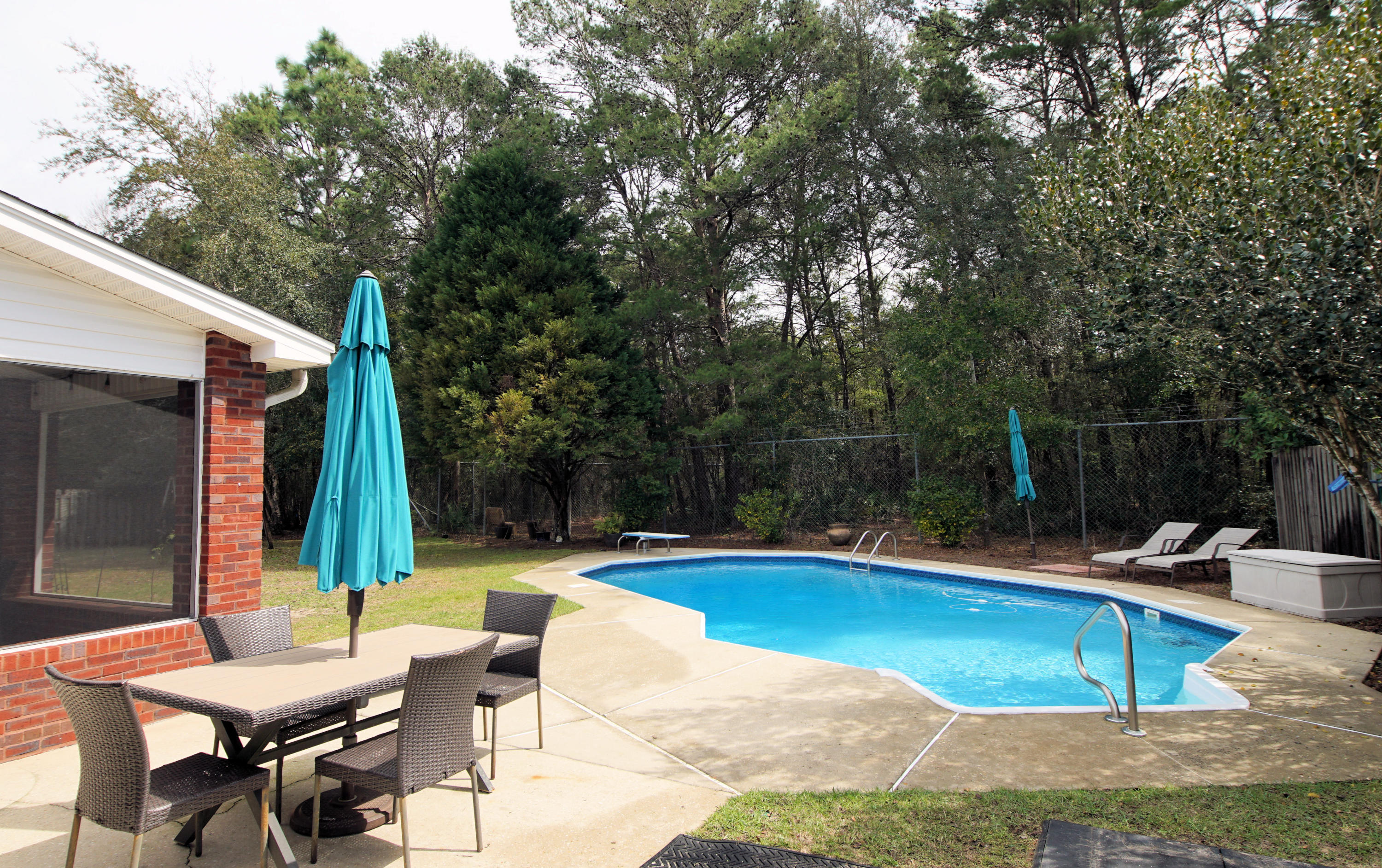 BAYOU POQUITO - Residential