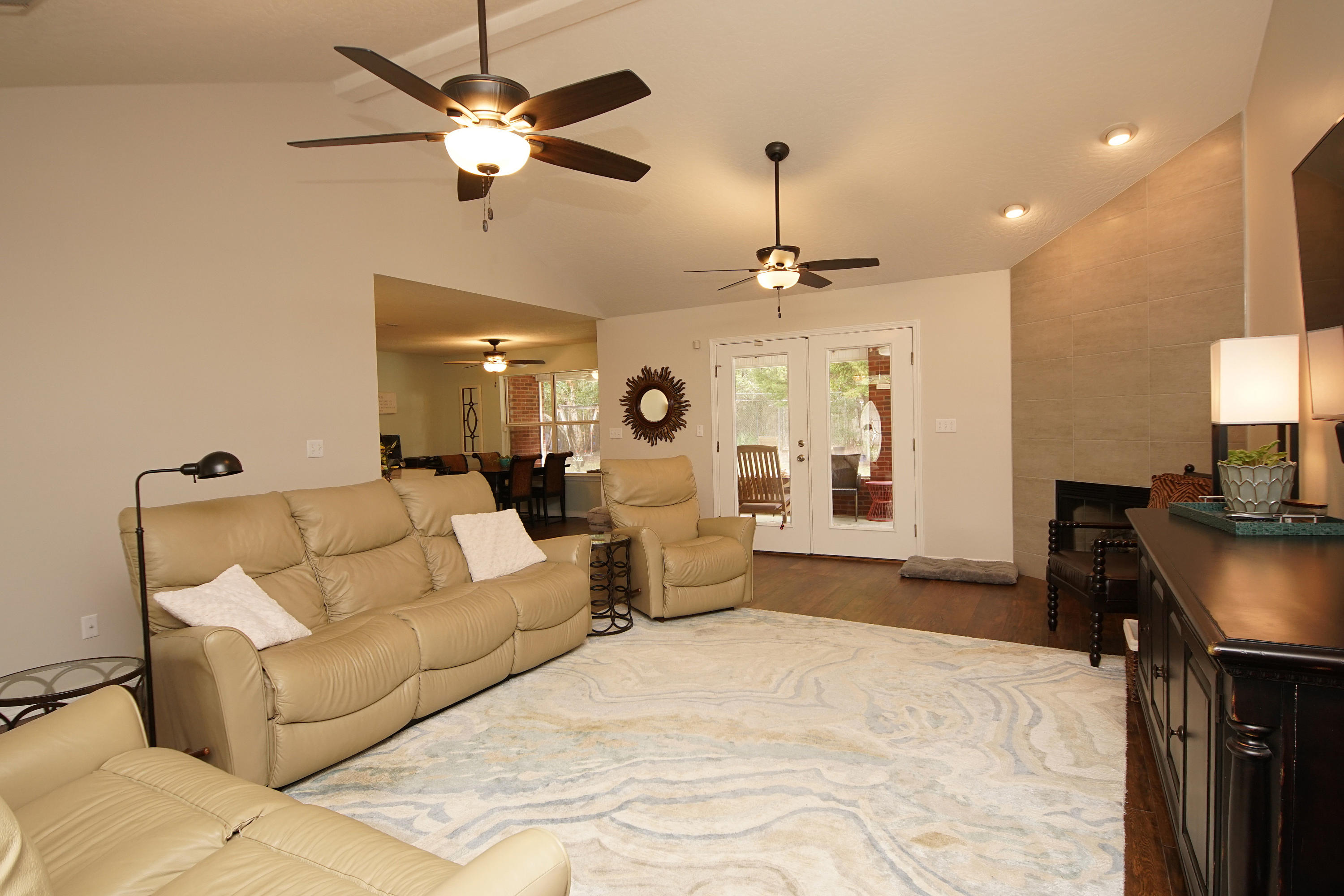 BAYOU POQUITO - Residential