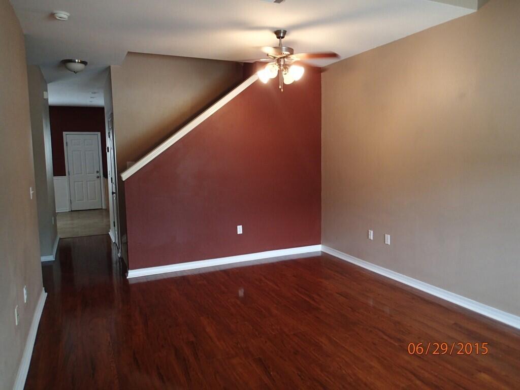 MERIDIAN SQUARE T/H - Residential