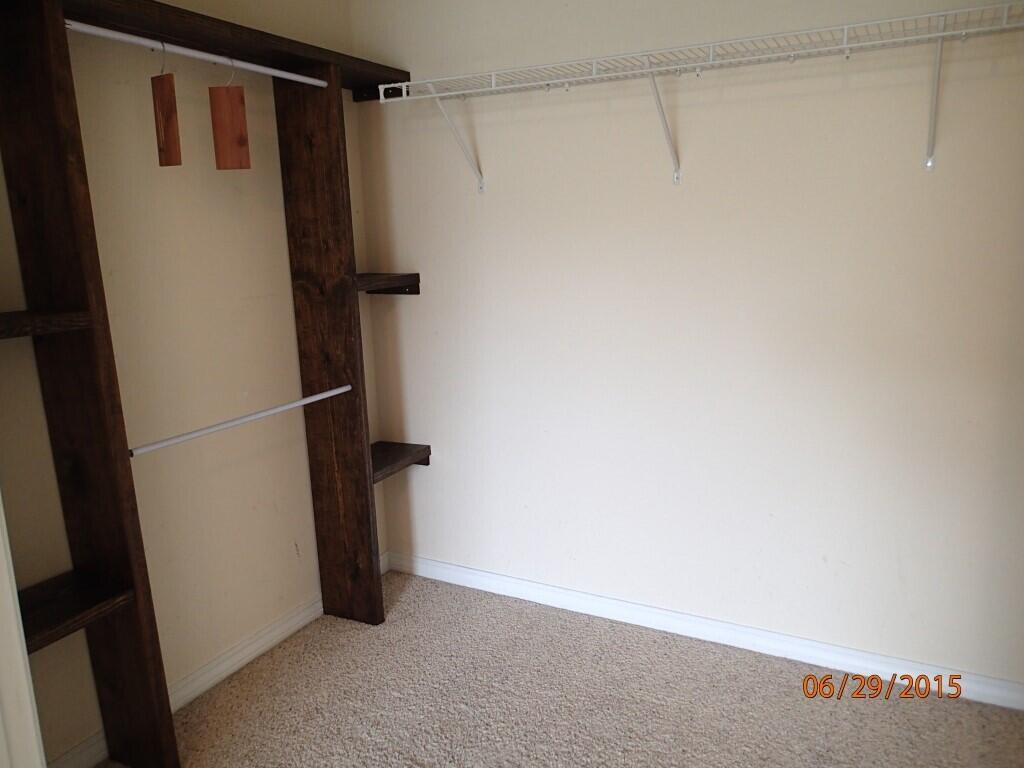 MERIDIAN SQUARE T/H - Residential