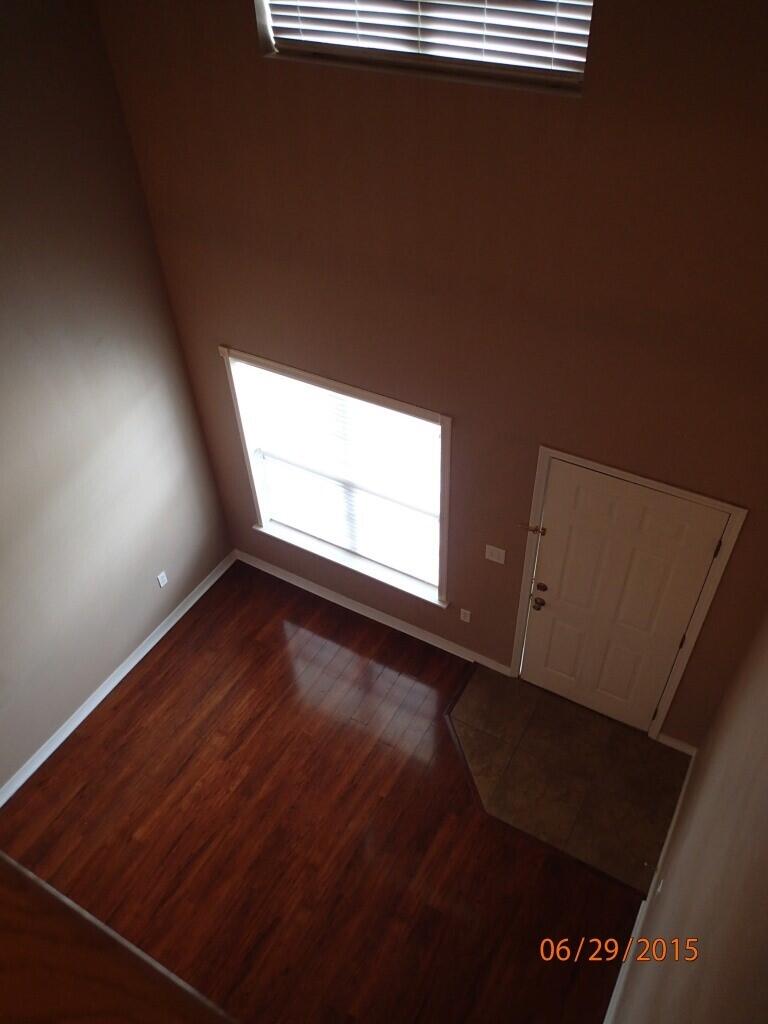 MERIDIAN SQUARE T/H - Residential