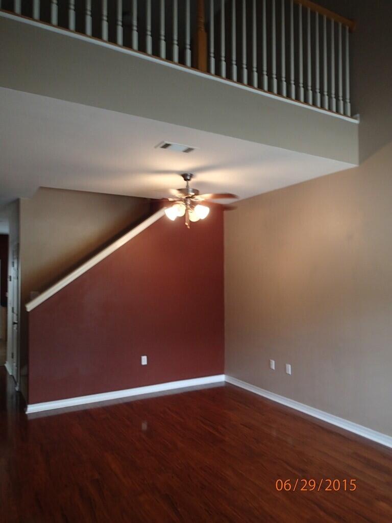 MERIDIAN SQUARE T/H - Residential