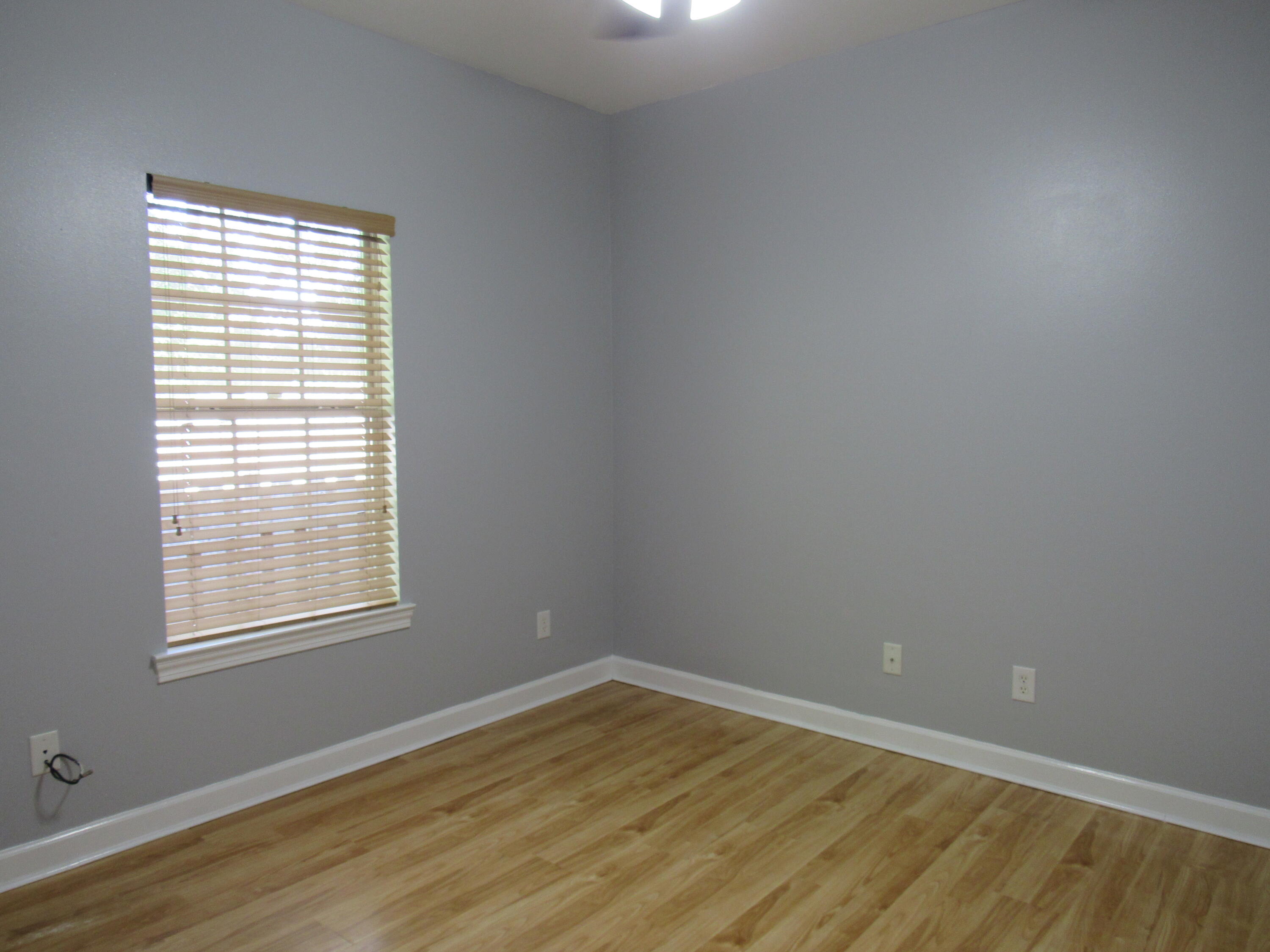 VALPARAISO (232200.00) - Residential