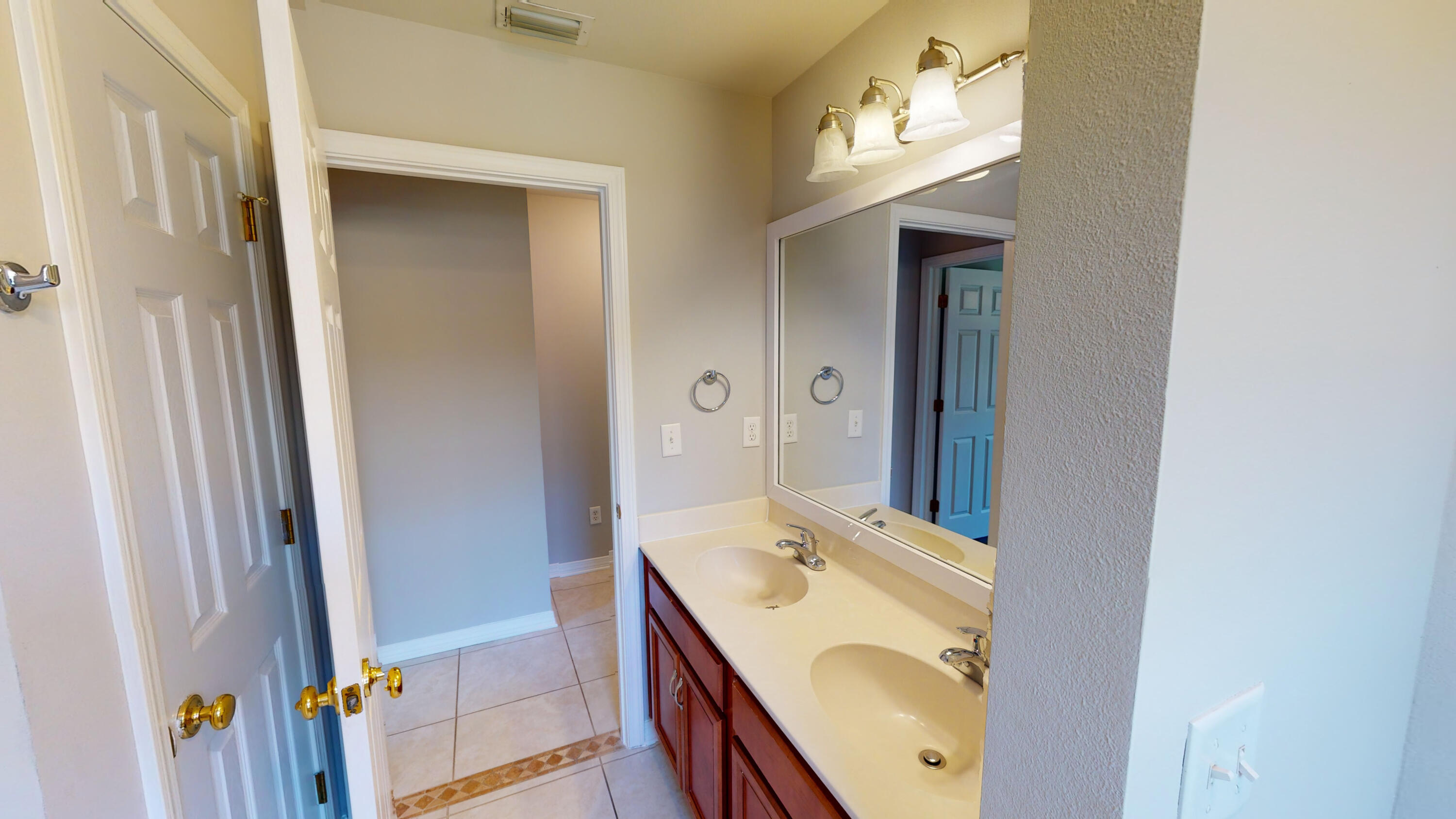 SEASHORE VILLAGE - Residential