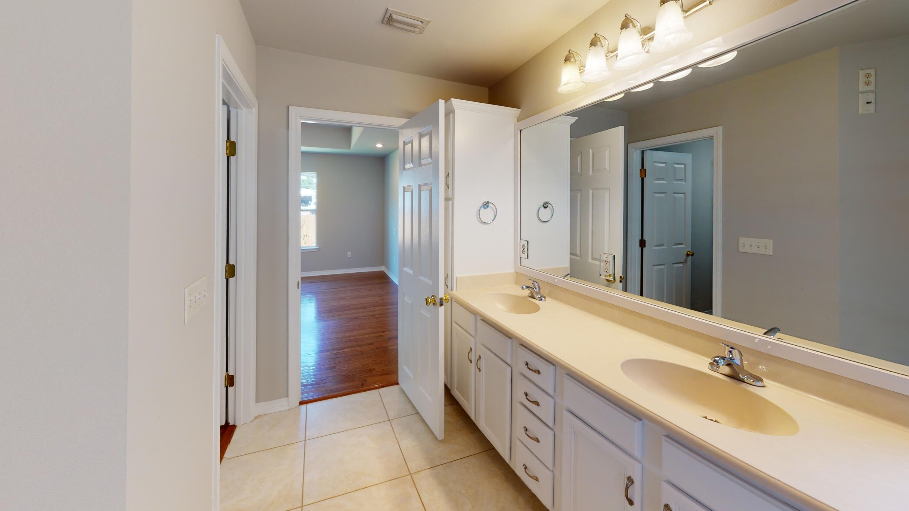 SEASHORE VILLAGE - Residential