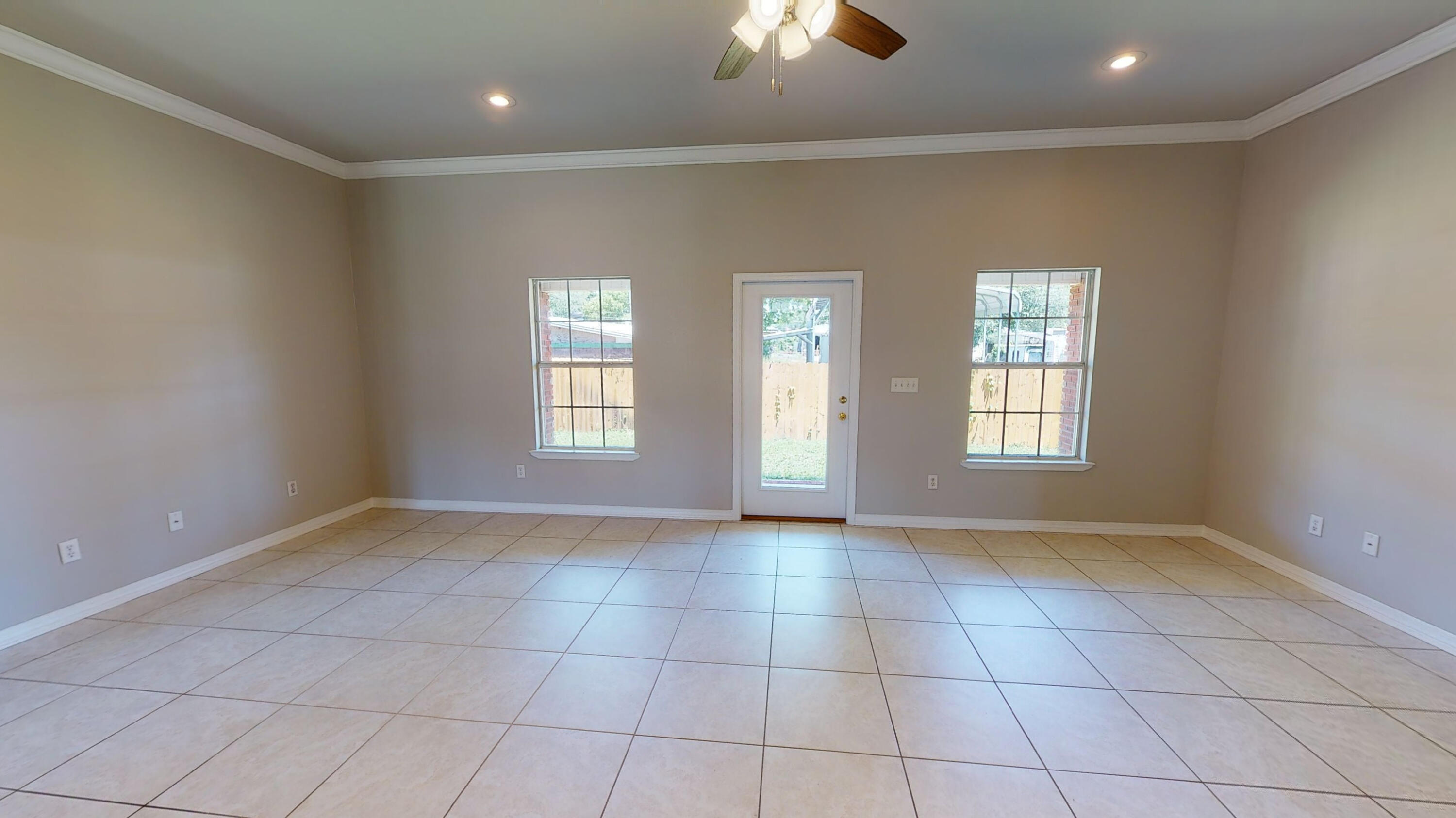 SEASHORE VILLAGE - Residential