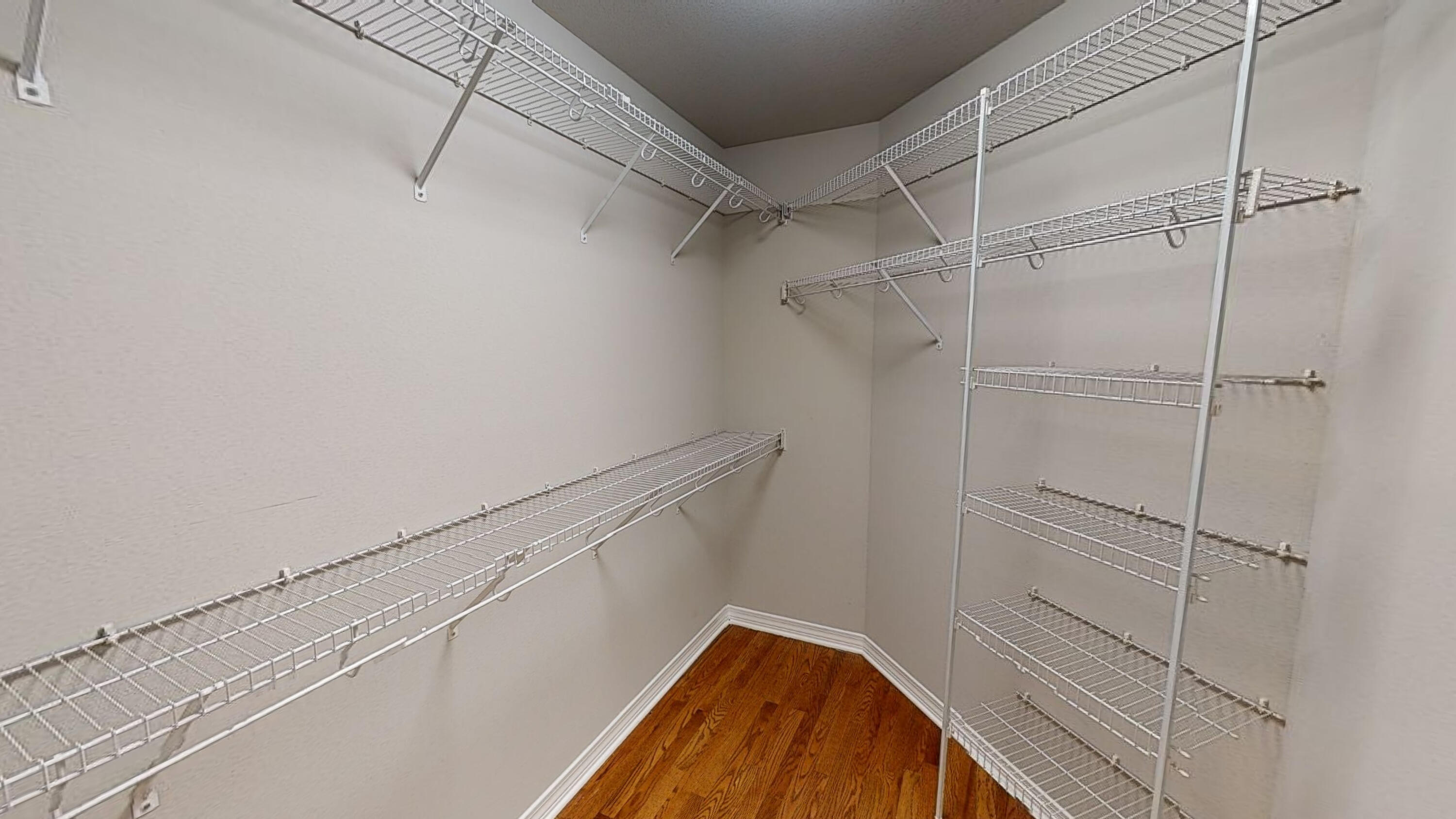 SEASHORE VILLAGE - Residential