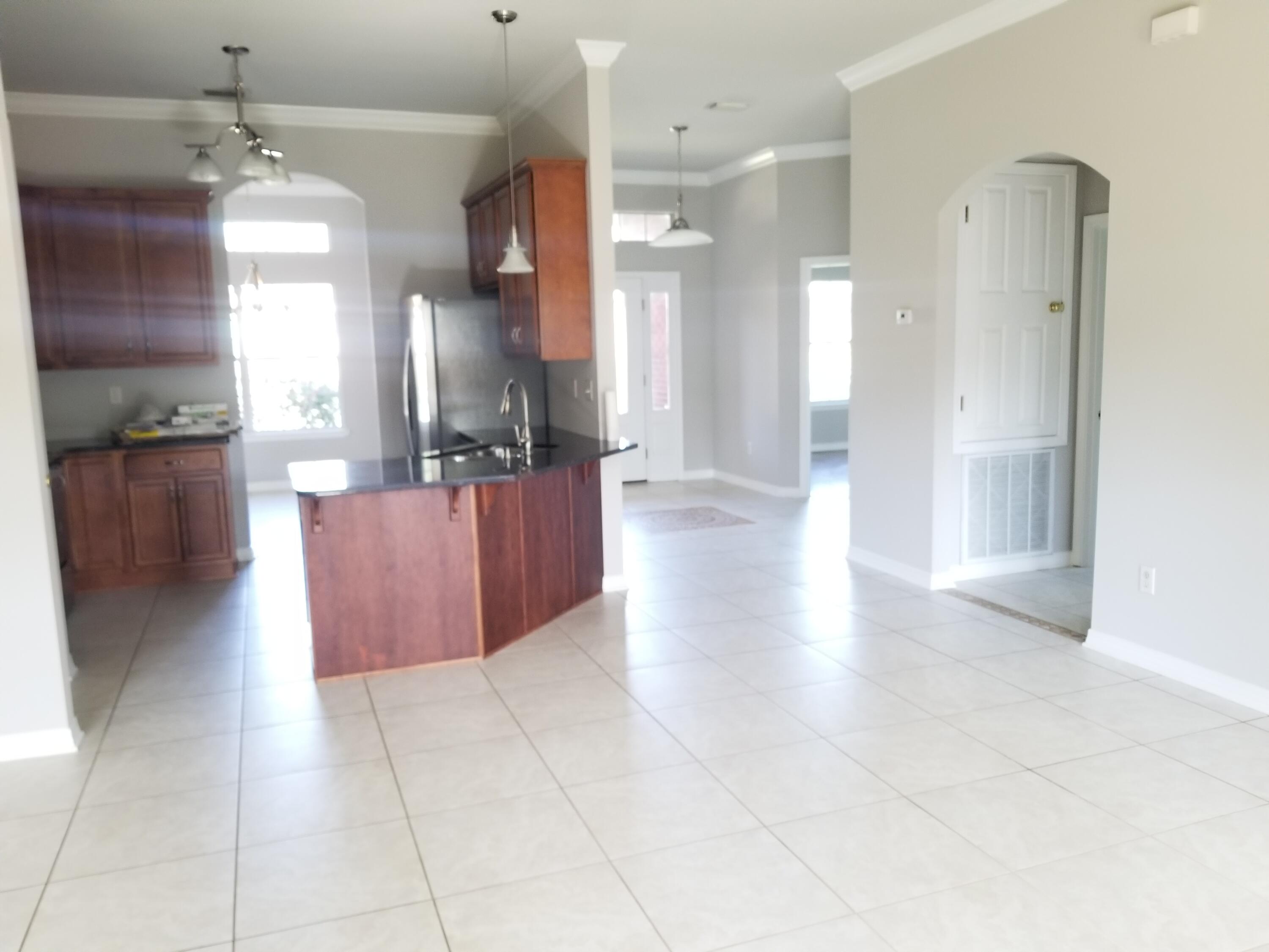 SEASHORE VILLAGE - Residential