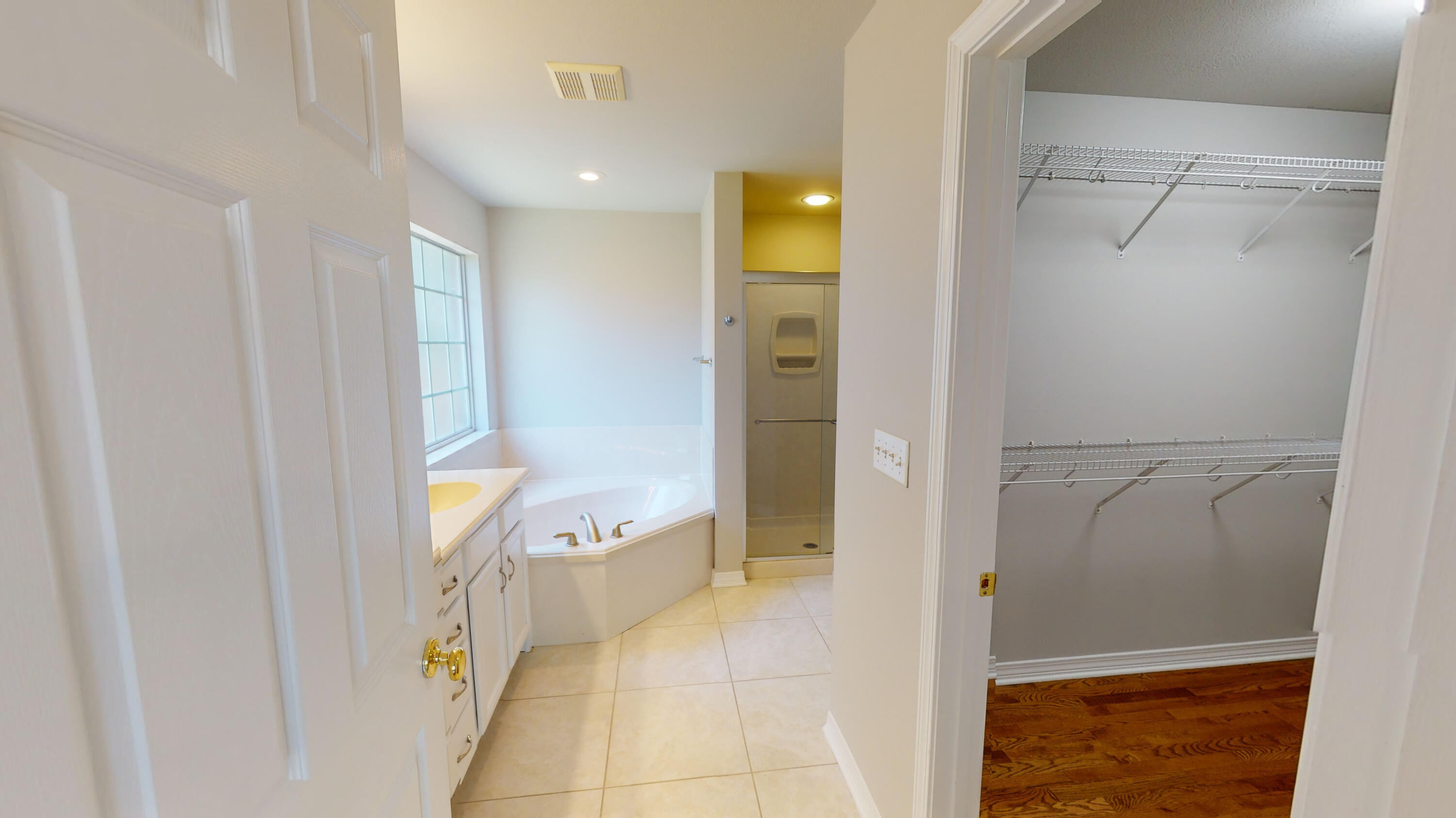 SEASHORE VILLAGE - Residential