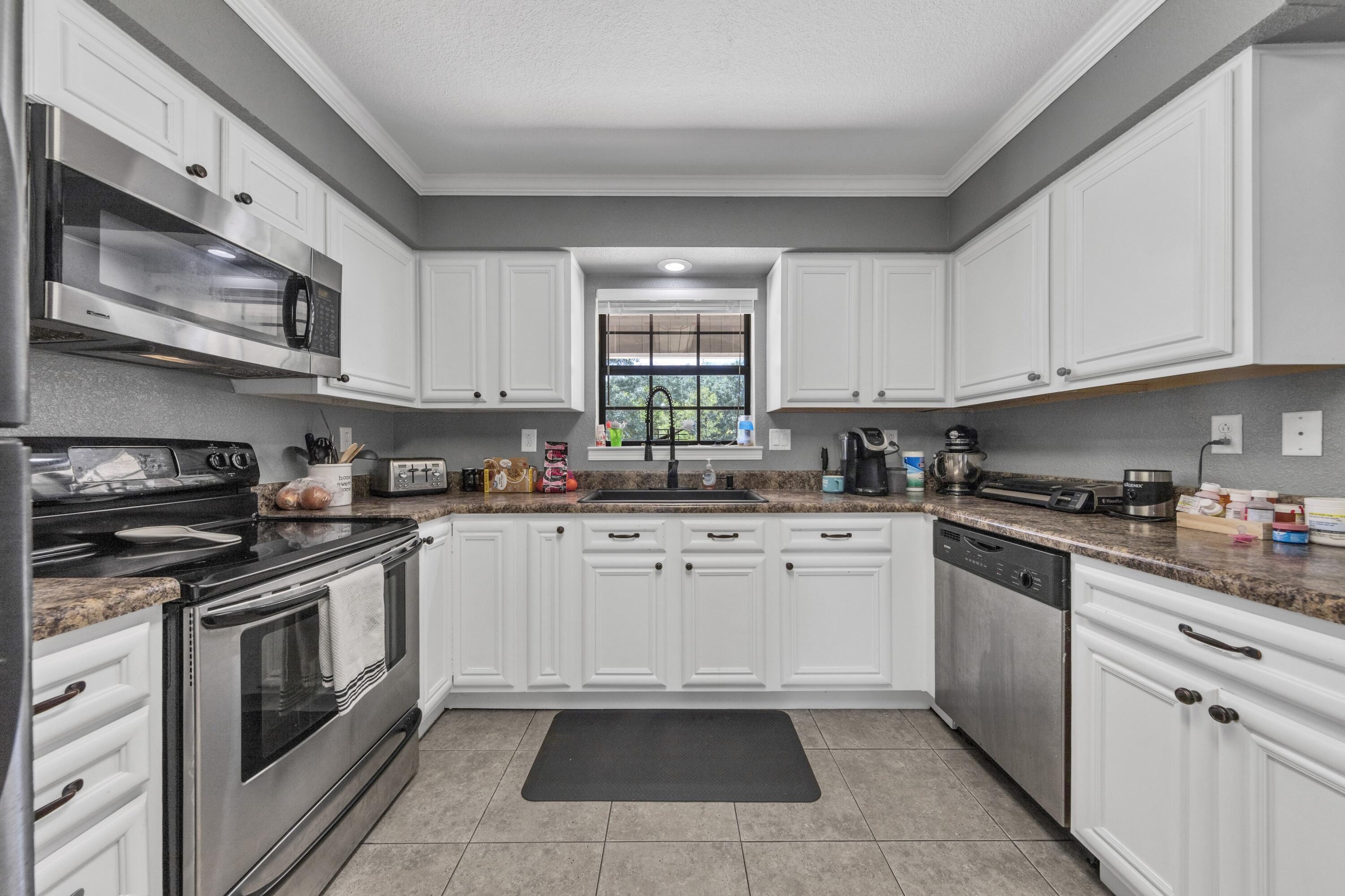 PAGE PLACE - Residential