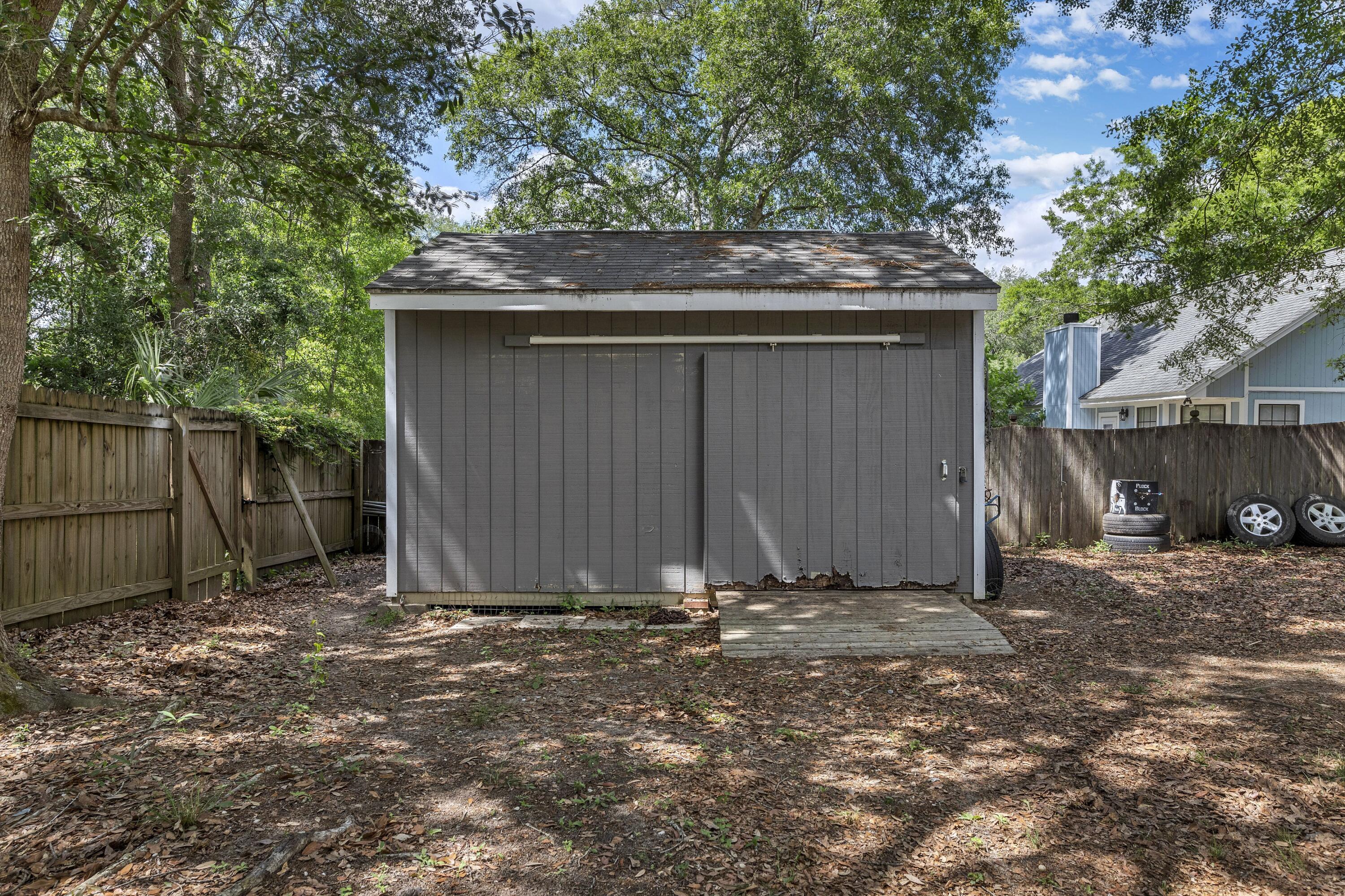 PAGE PLACE - Residential