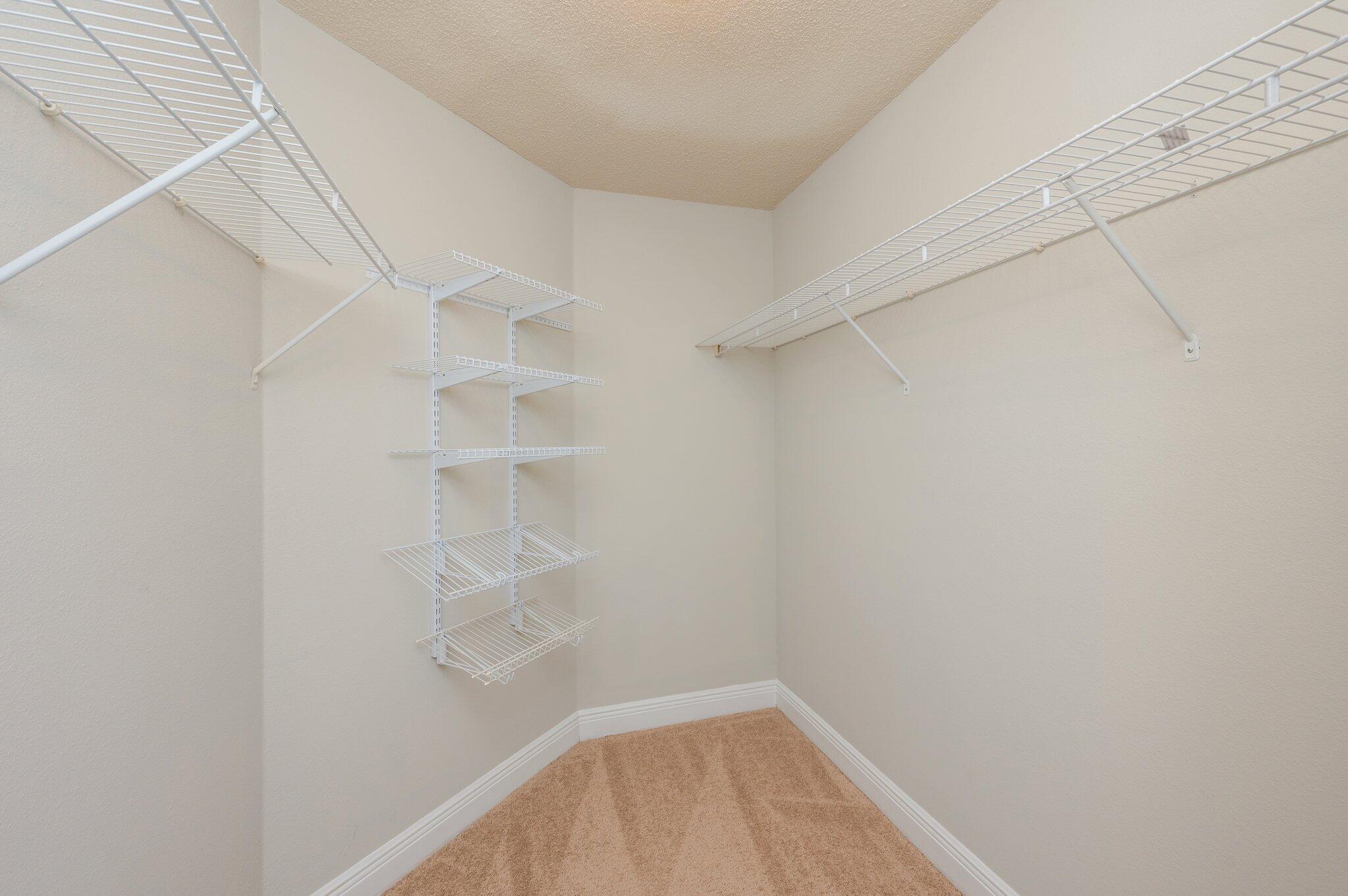 FOX VALLEY PH I - Residential Lease