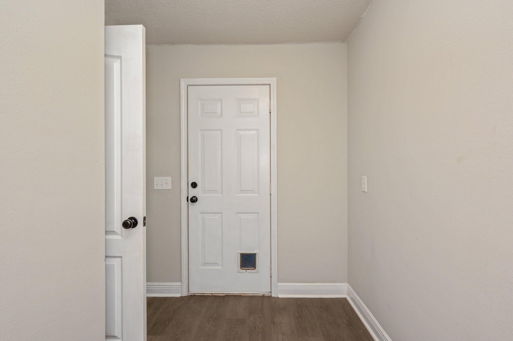 FOX VALLEY PH I - Residential Lease