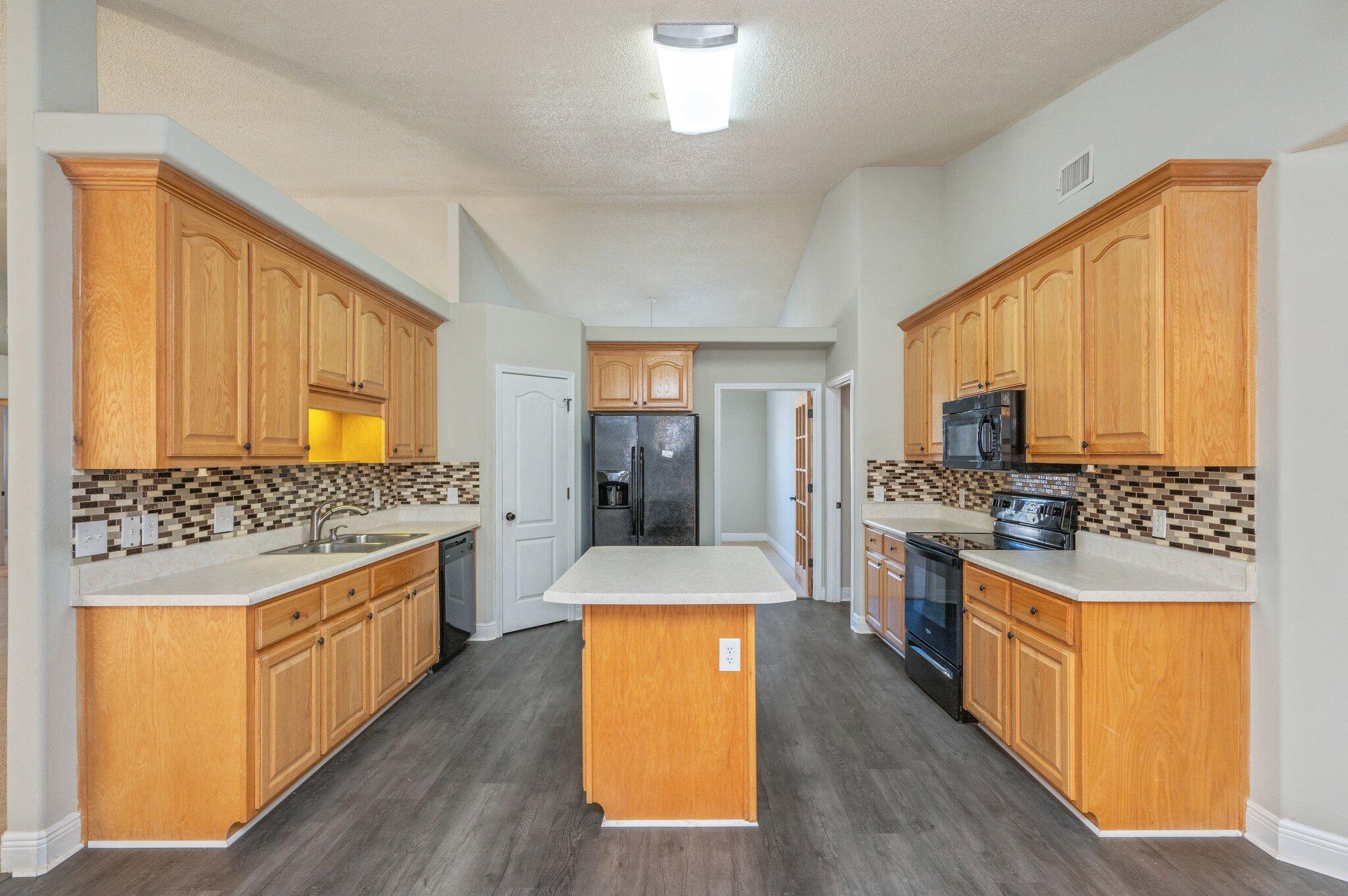 FOX VALLEY PH I - Residential Lease