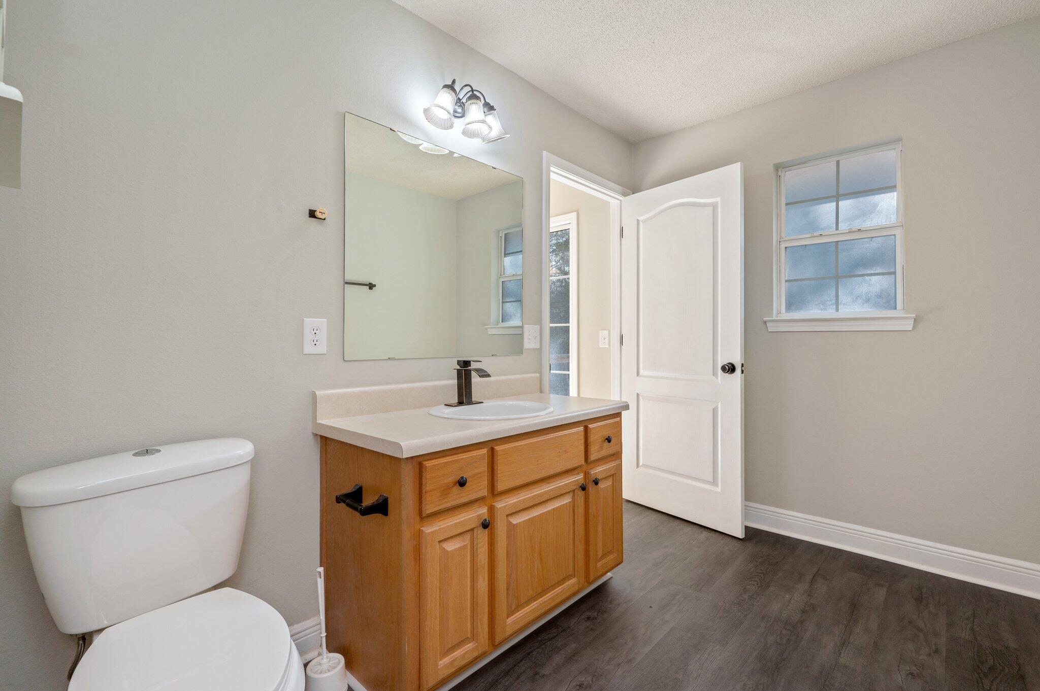 FOX VALLEY PH I - Residential Lease