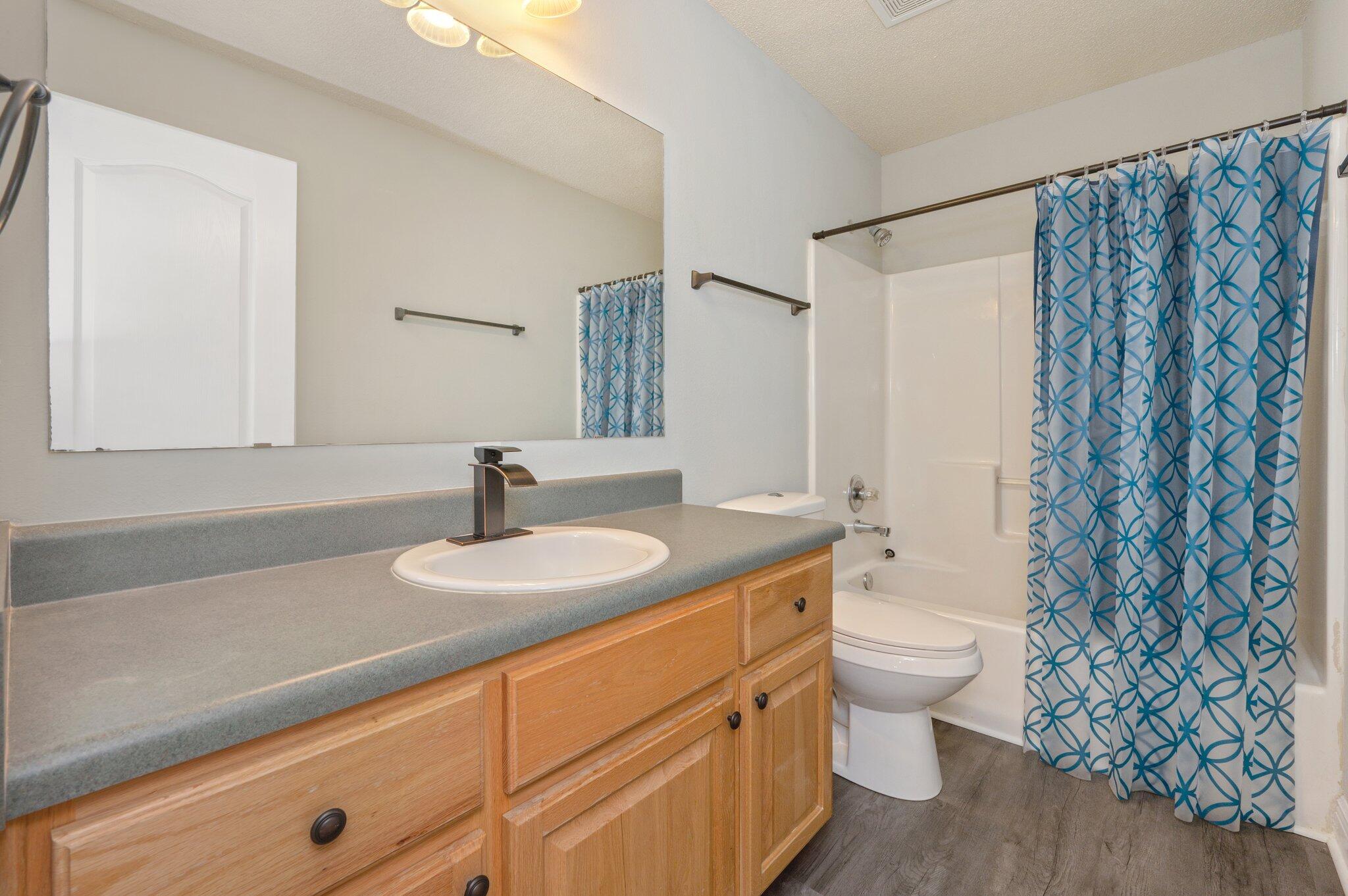 FOX VALLEY PH I - Residential Lease