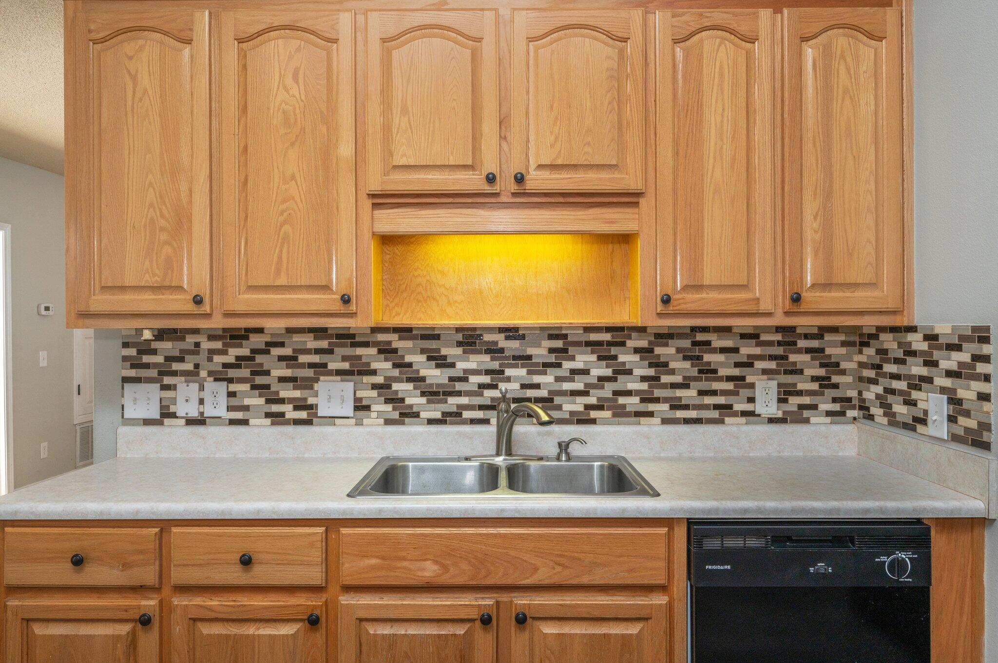 FOX VALLEY PH I - Residential Lease