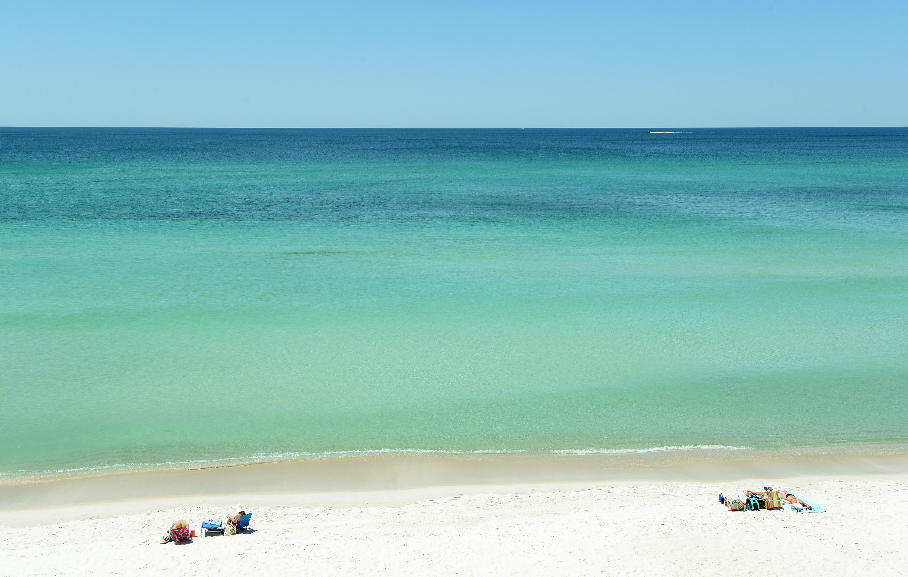 Fontainebleau Terrace - Residential