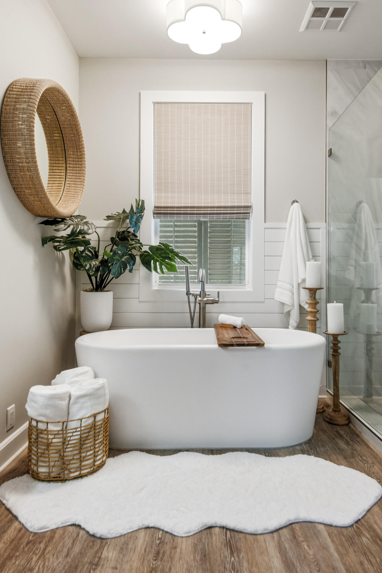 PINE RIDGE VILLAS - Residential