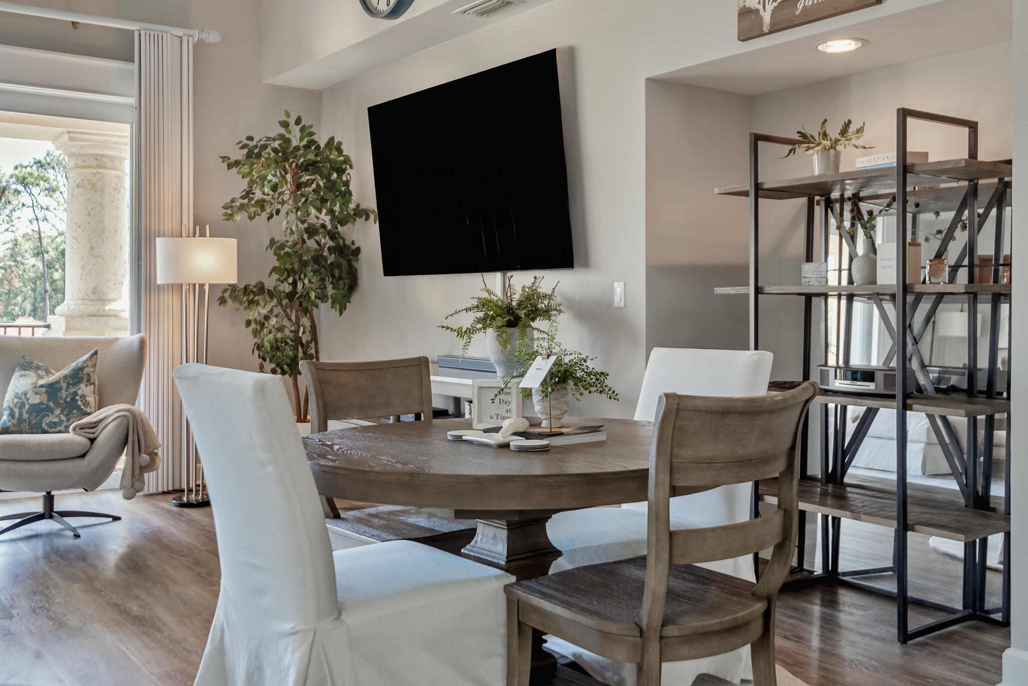 PINE RIDGE VILLAS - Residential