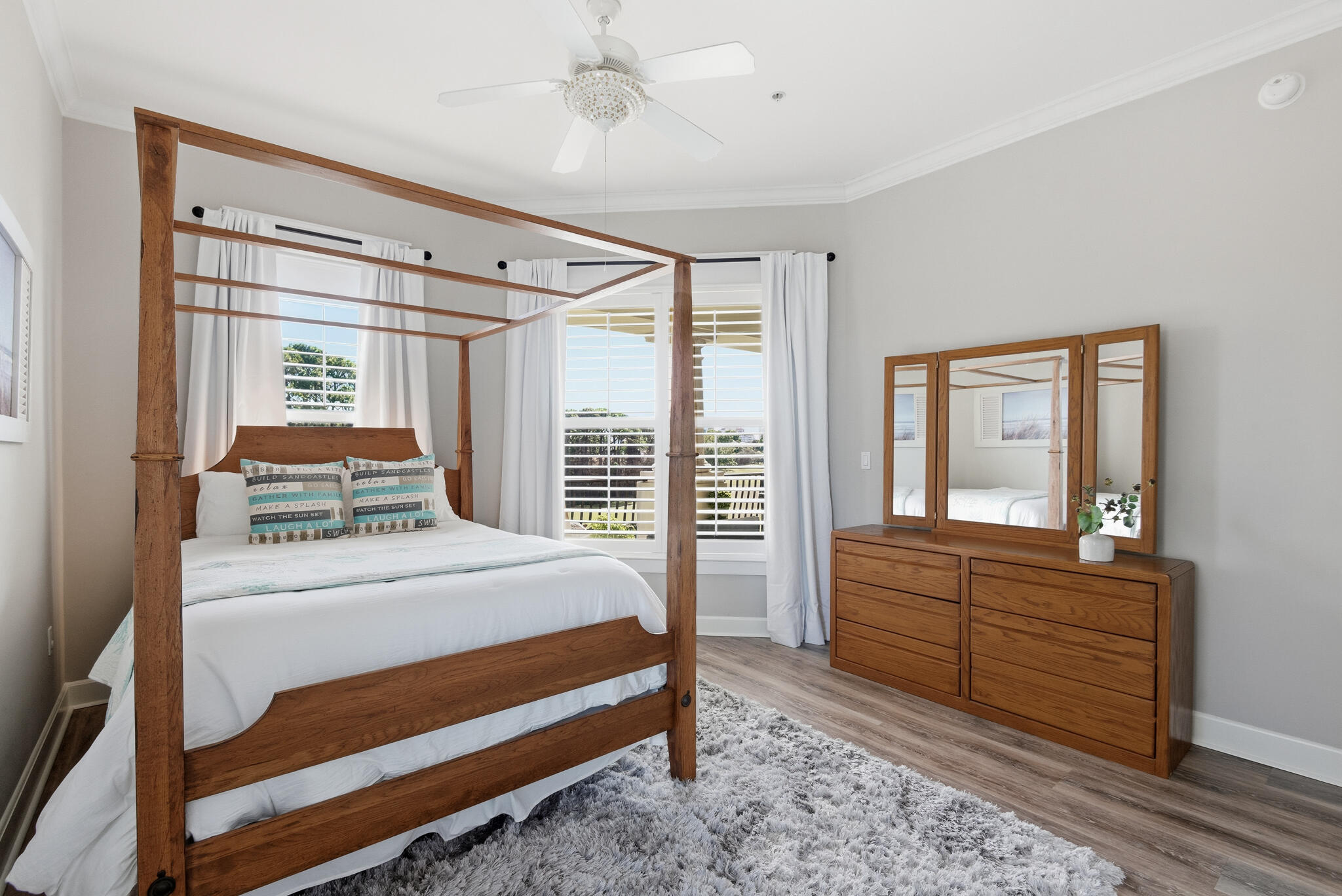 PINE RIDGE VILLAS - Residential