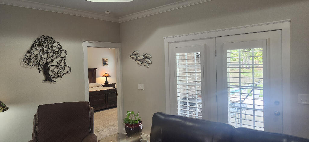 Not in Subdivision. - Residential