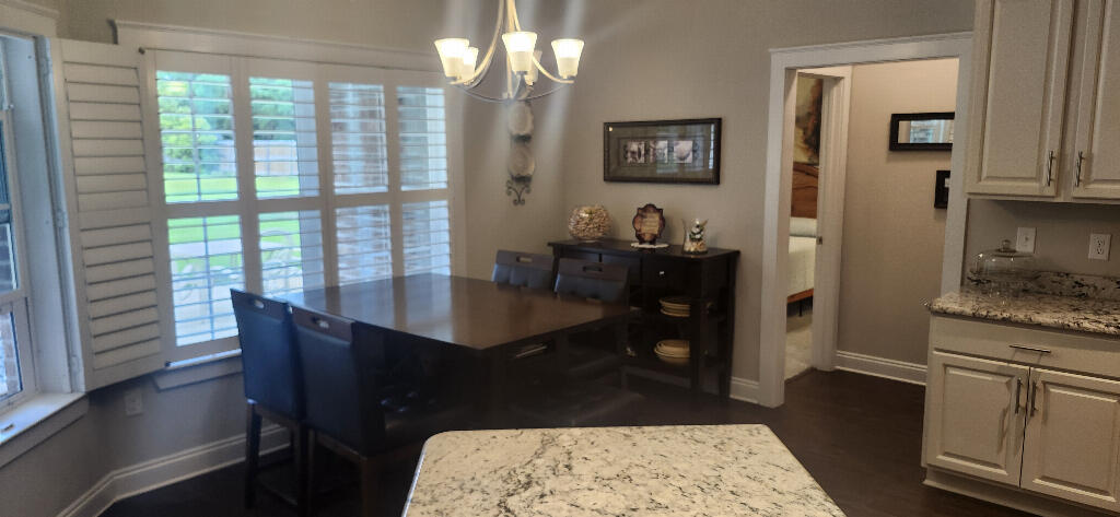 Not in Subdivision. - Residential
