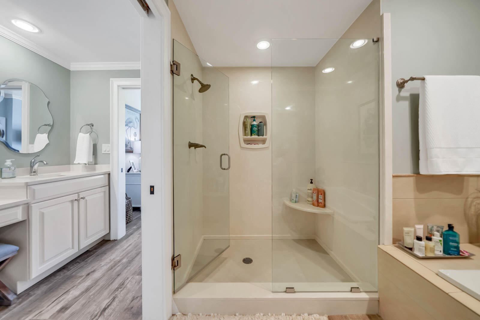HIGH POINTE RESORT CONDO - Residential