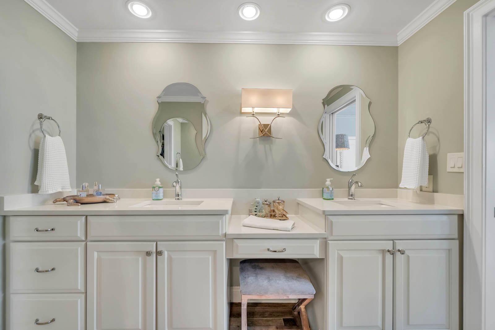 HIGH POINTE RESORT CONDO - Residential