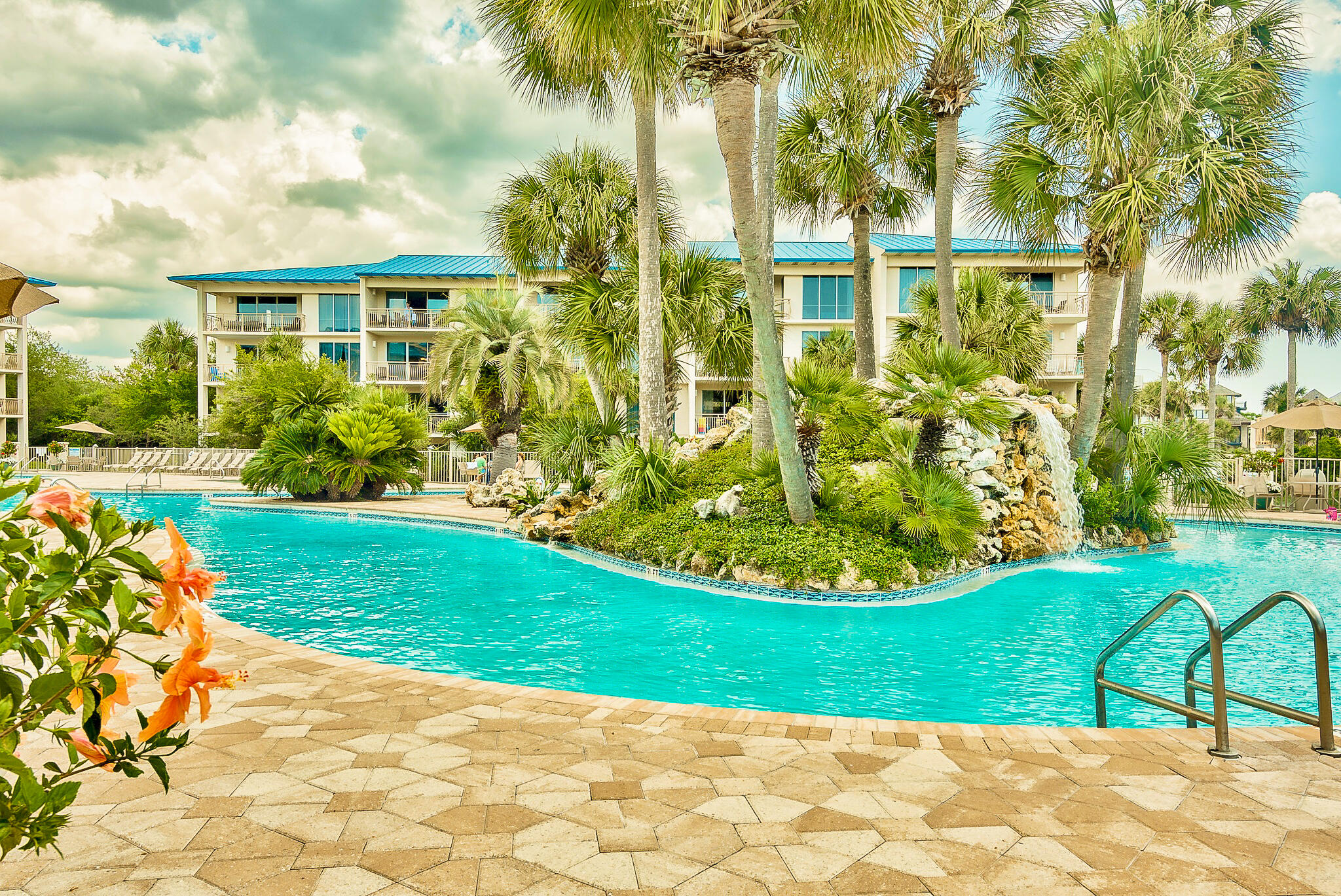 HIGH POINTE RESORT CONDO - Residential