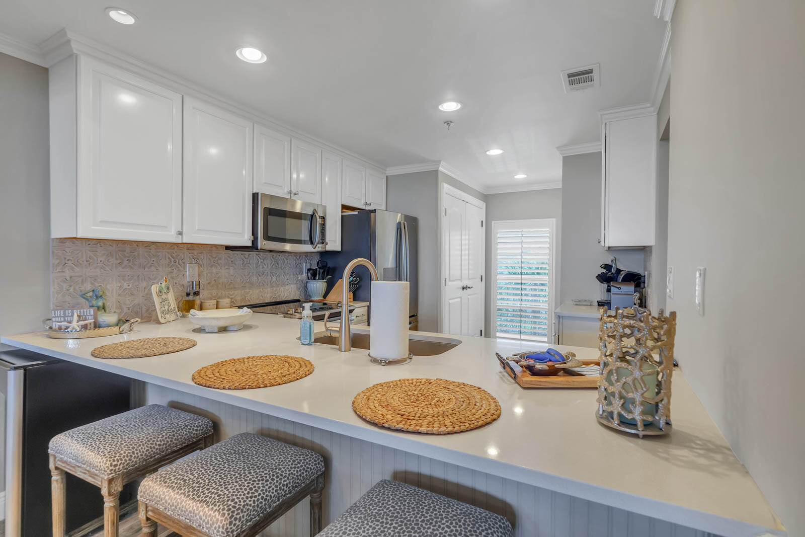 HIGH POINTE RESORT CONDO - Residential