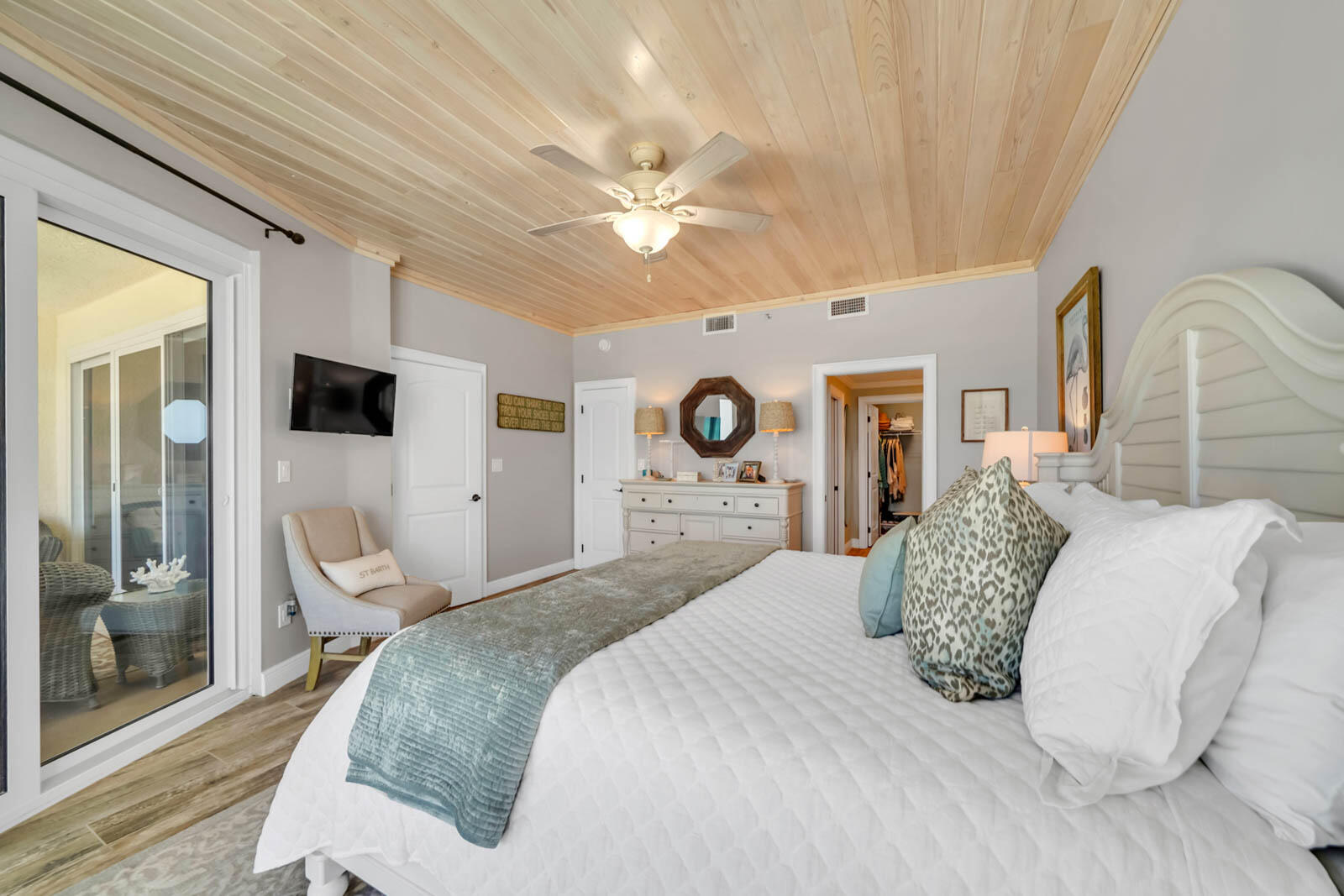 HIGH POINTE RESORT CONDO - Residential