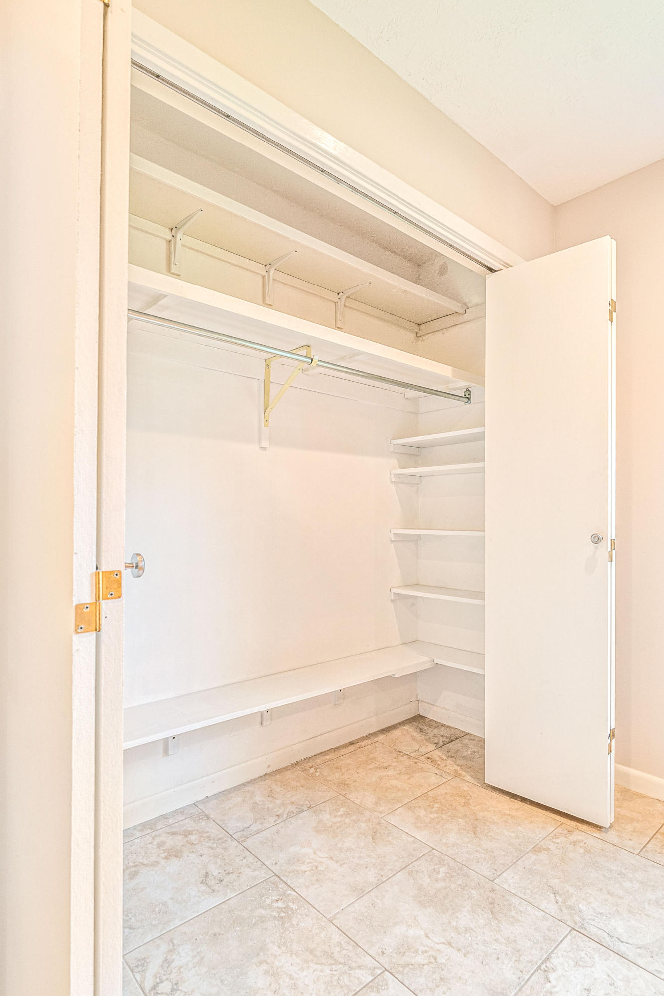 GRANDVIEW HEIGHTS - Residential