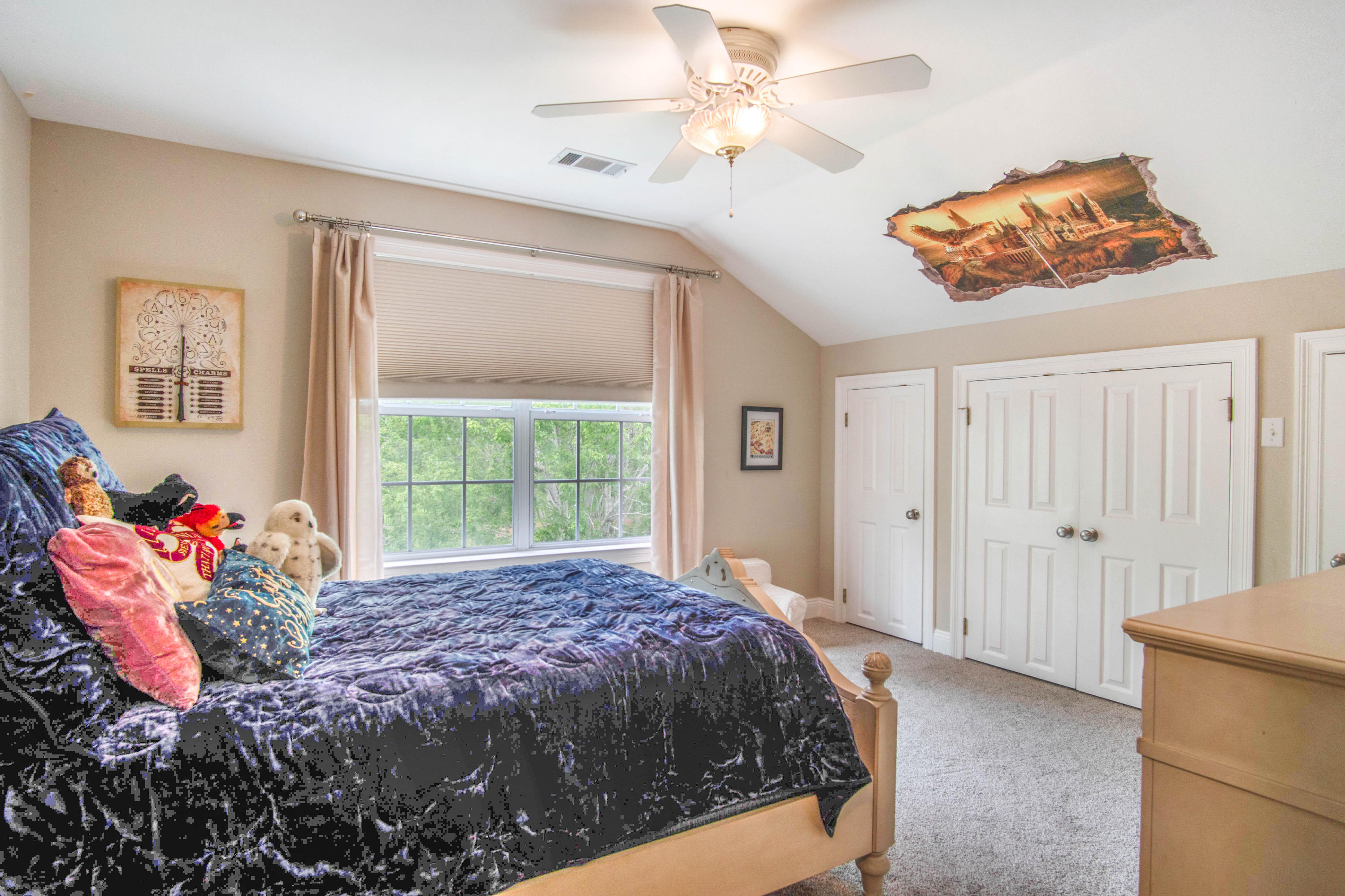 TURNBERRY PLACE - Residential