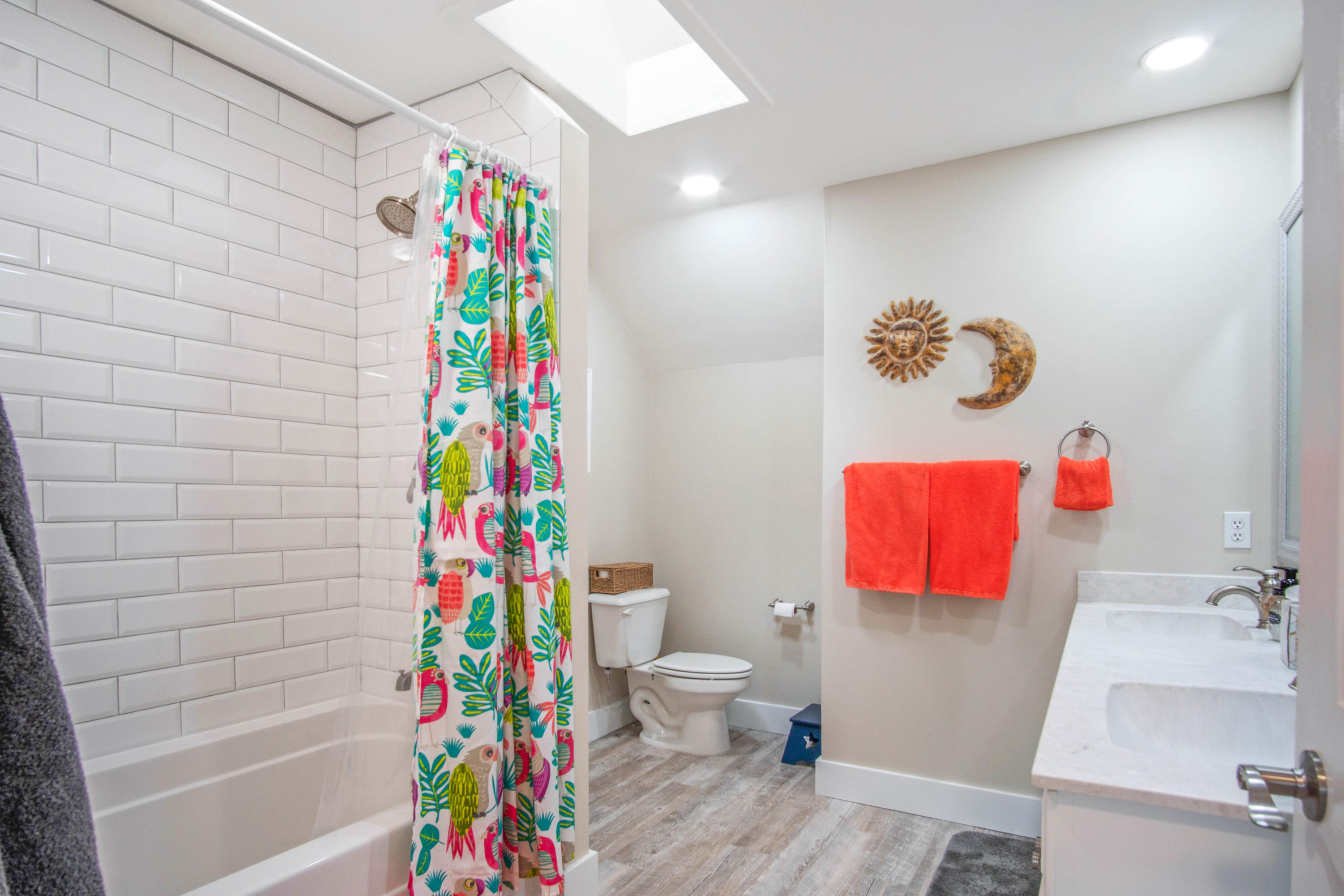 TURNBERRY PLACE - Residential