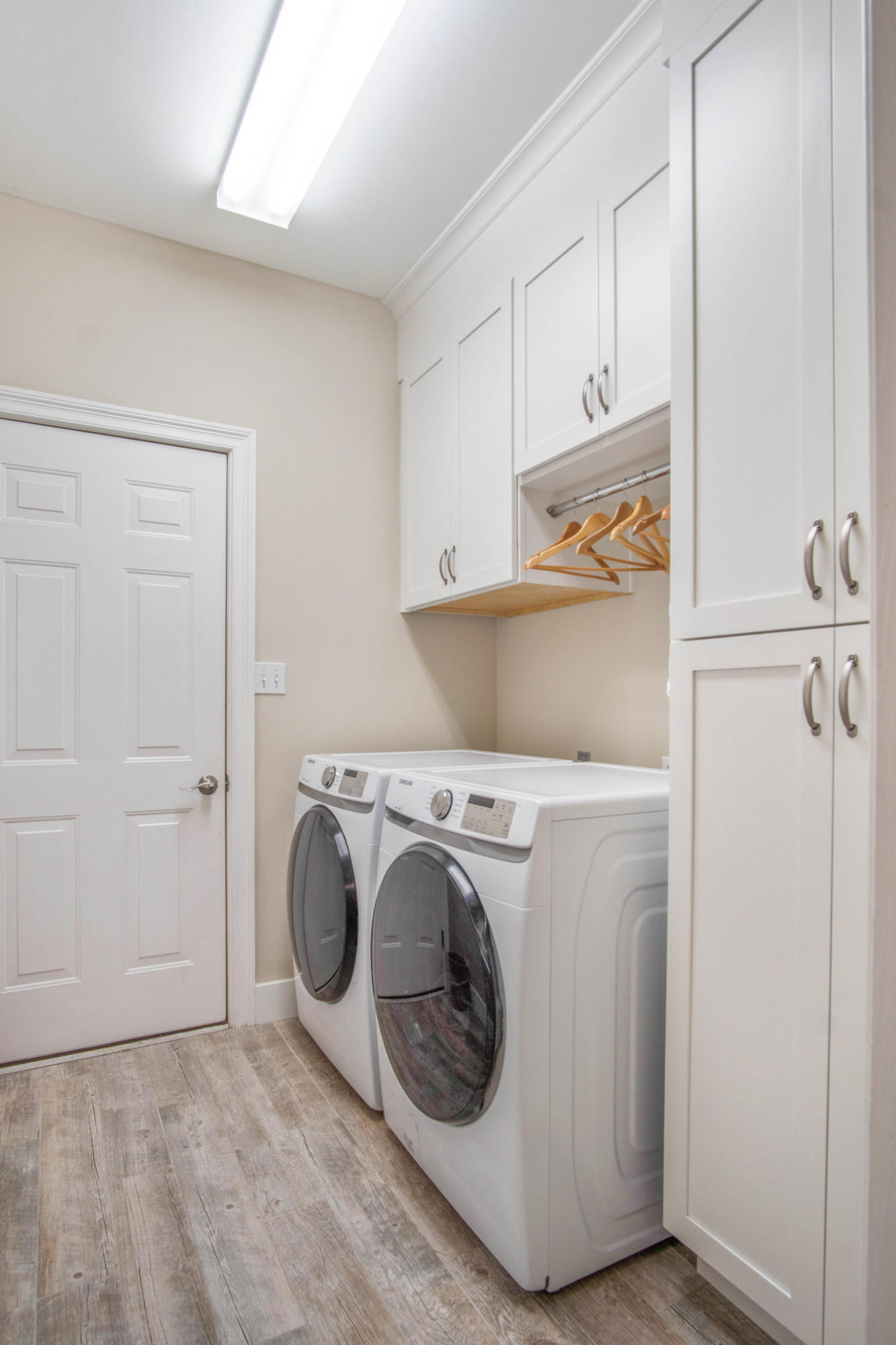 TURNBERRY PLACE - Residential