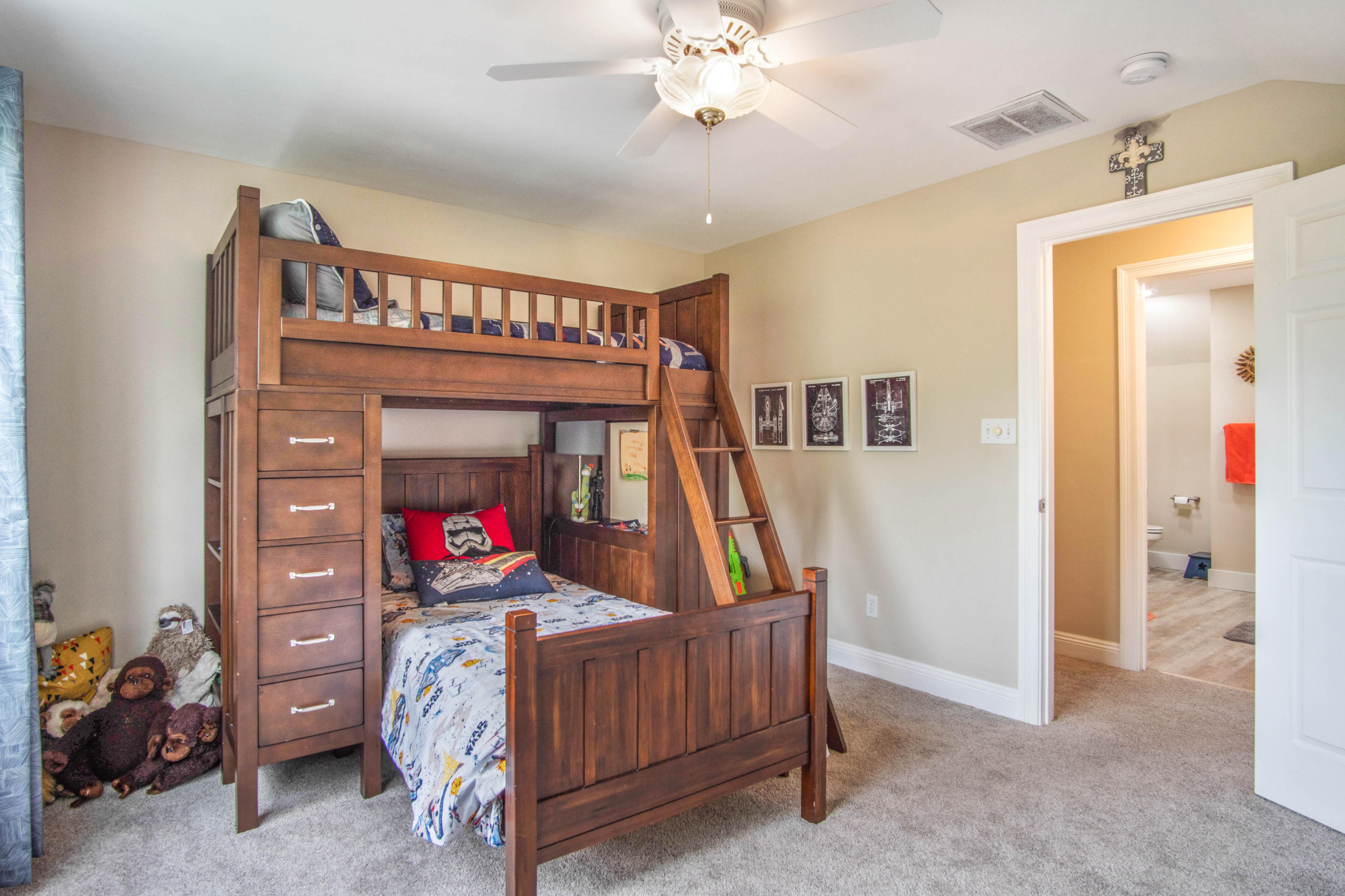 TURNBERRY PLACE - Residential