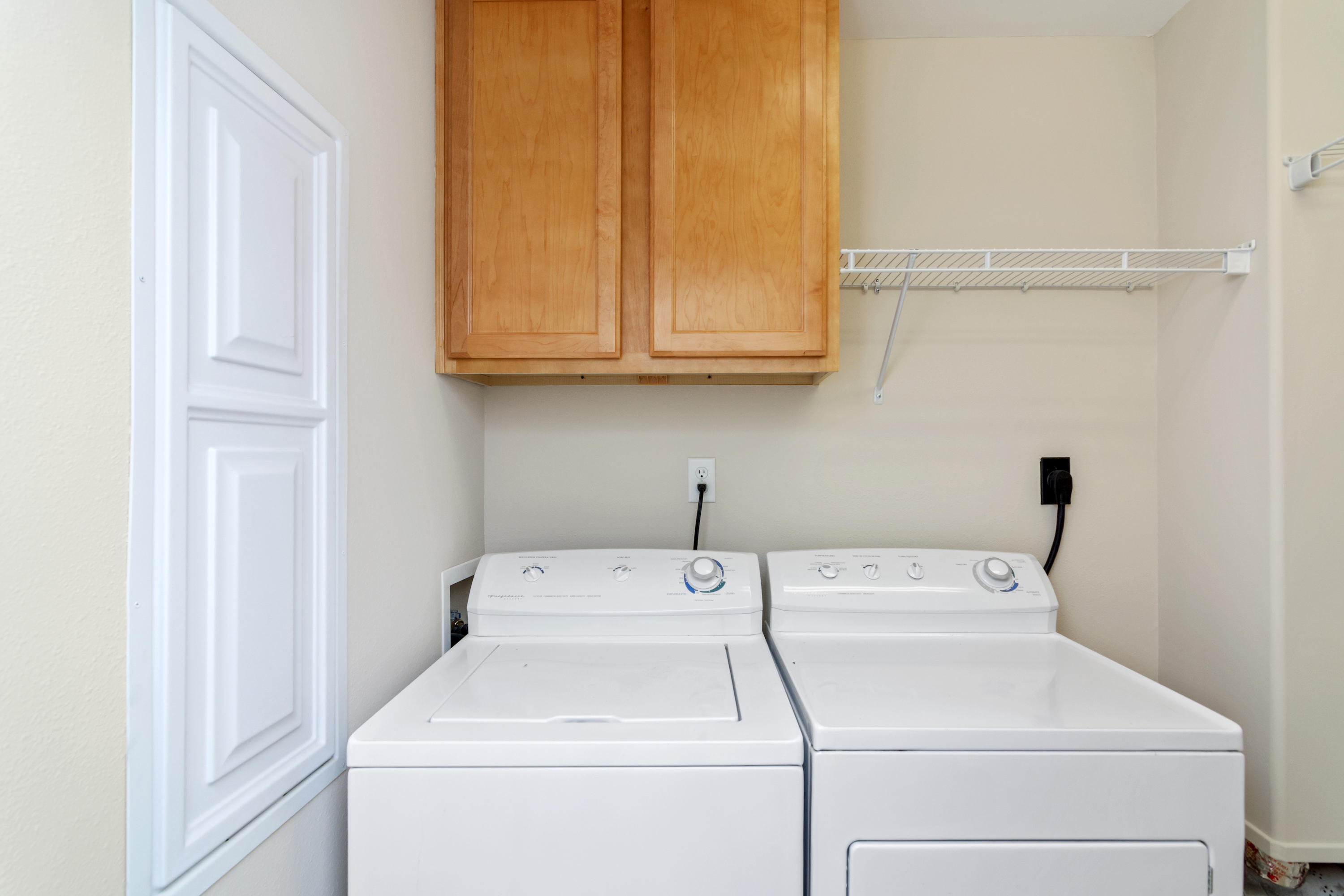 OLD BAY VILLAGE CONDO - Residential