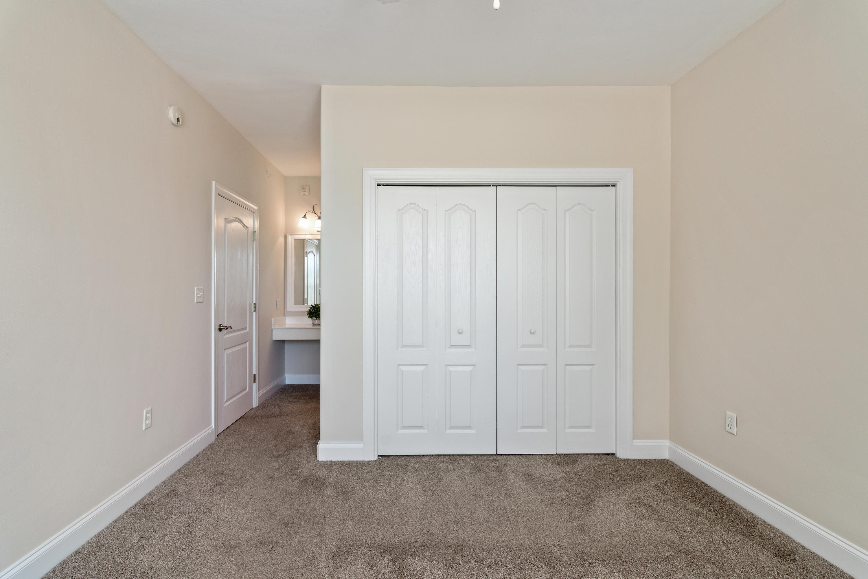 OLD BAY VILLAGE CONDO - Residential